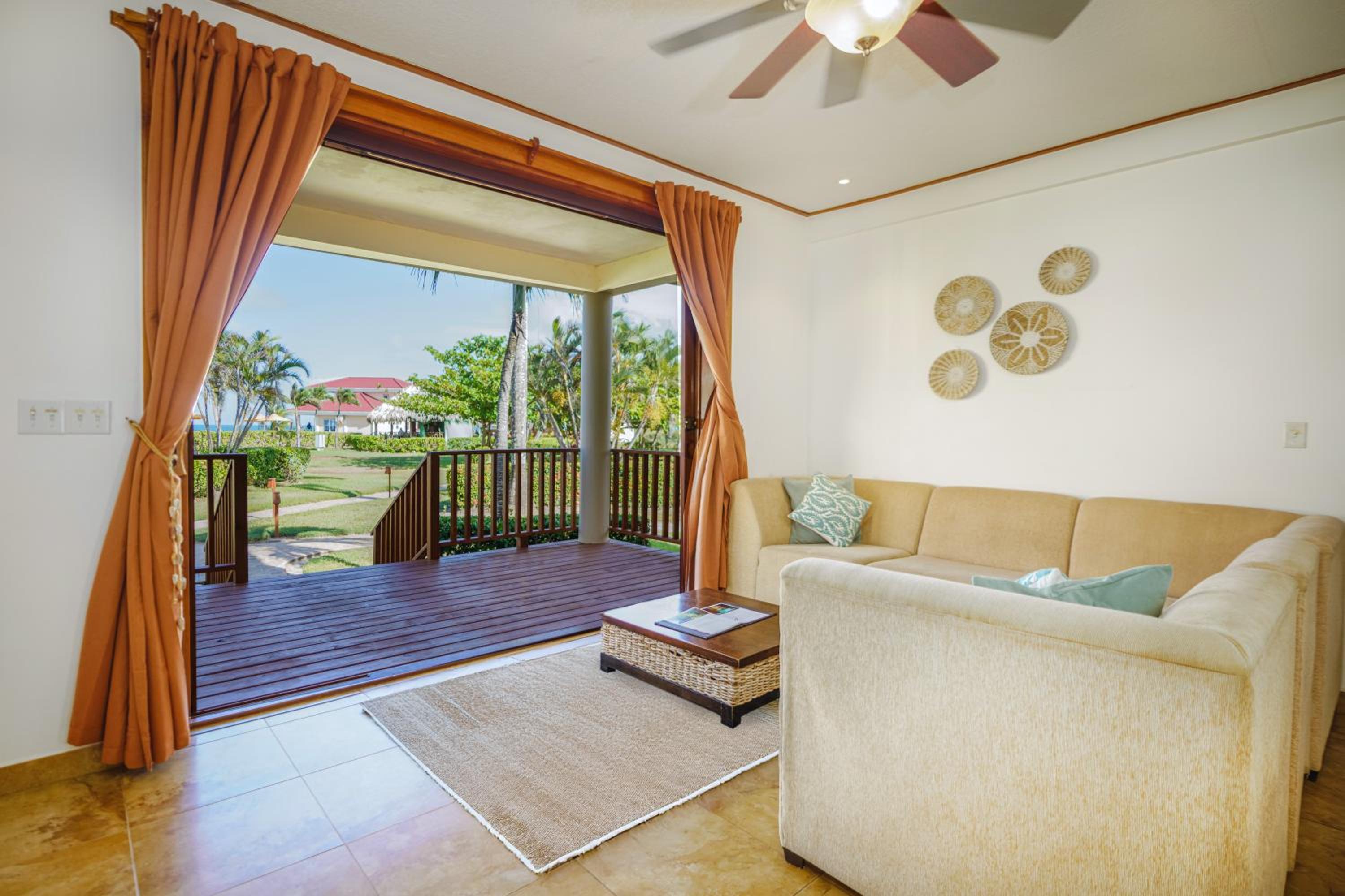 Deluxe Villa photo 2