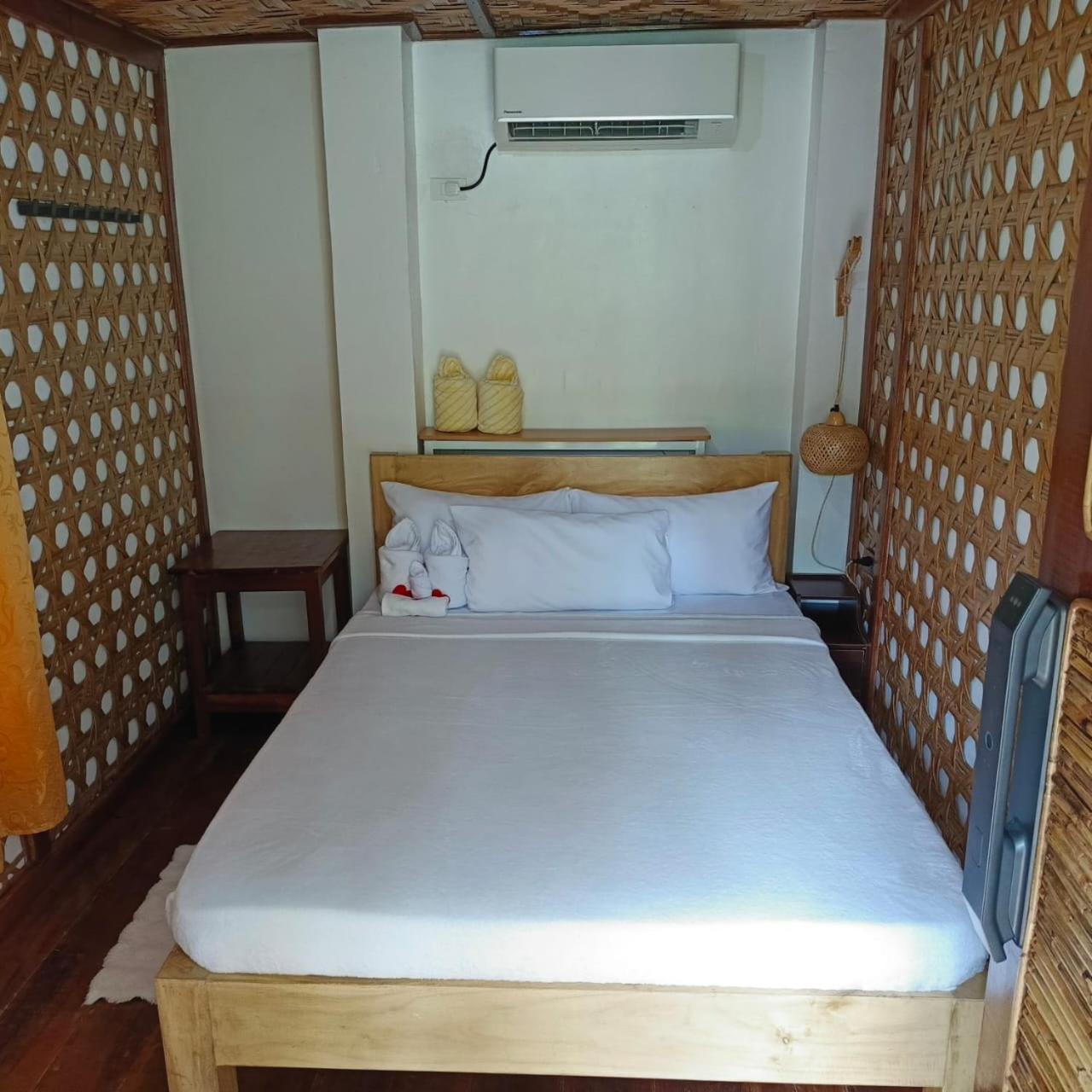 Budget Double Room photo 1