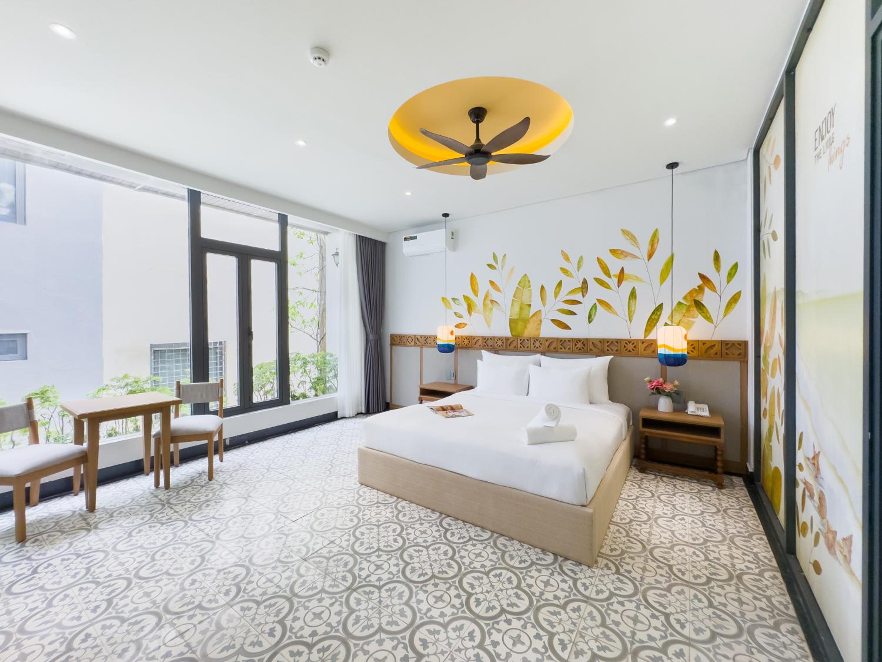 Deluxe Suite