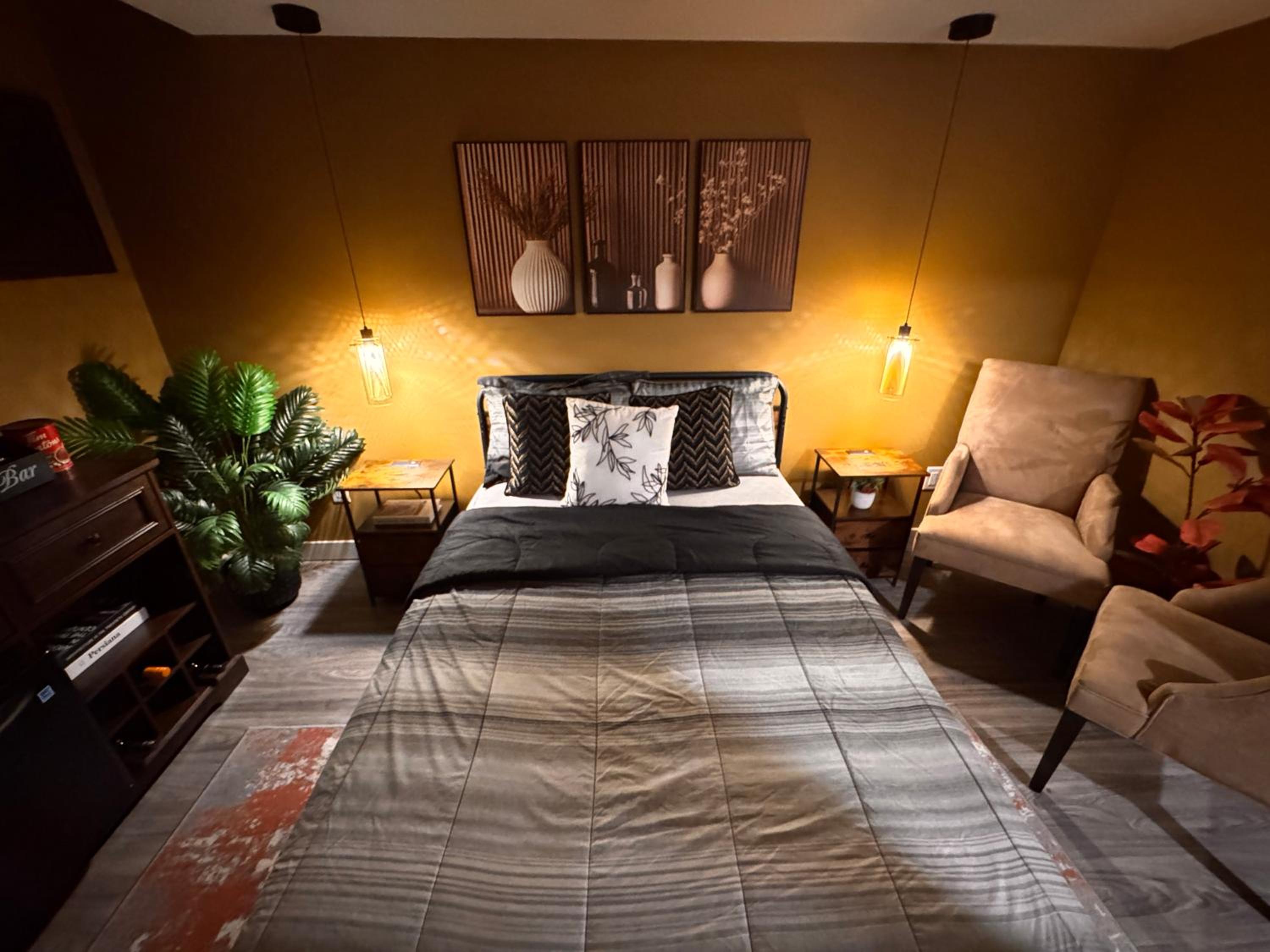 Two-Bedroom Deluxe Apartment photo 2