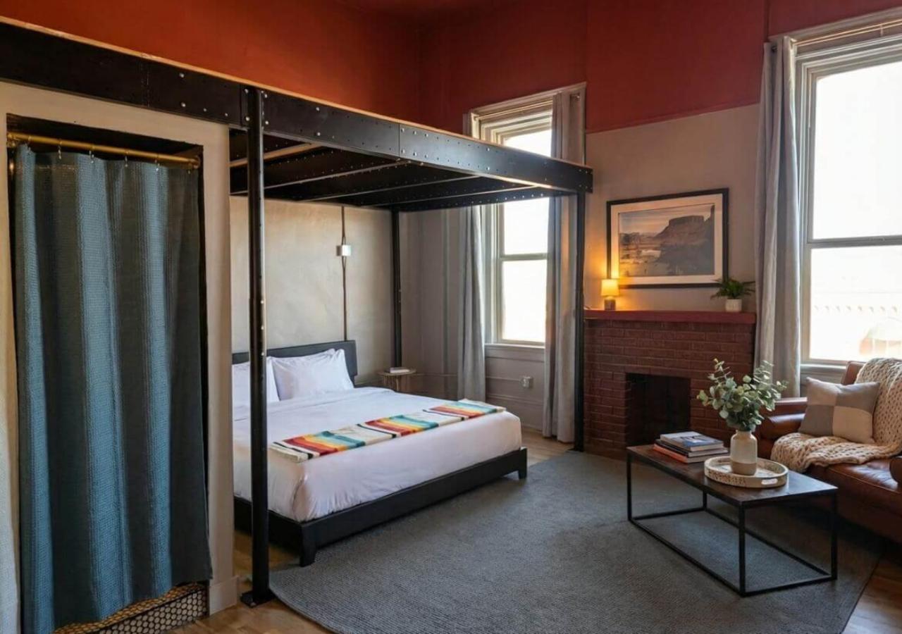 Superior King Room