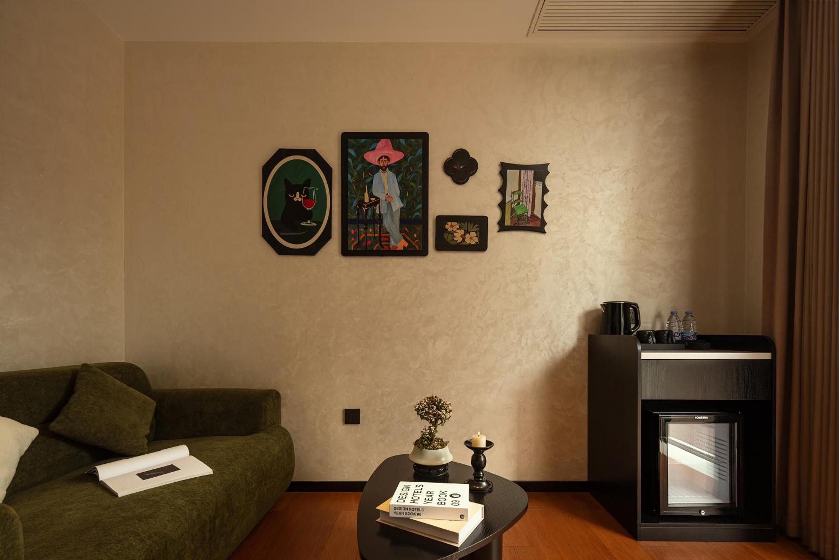 One-Bedroom Suite photo 3