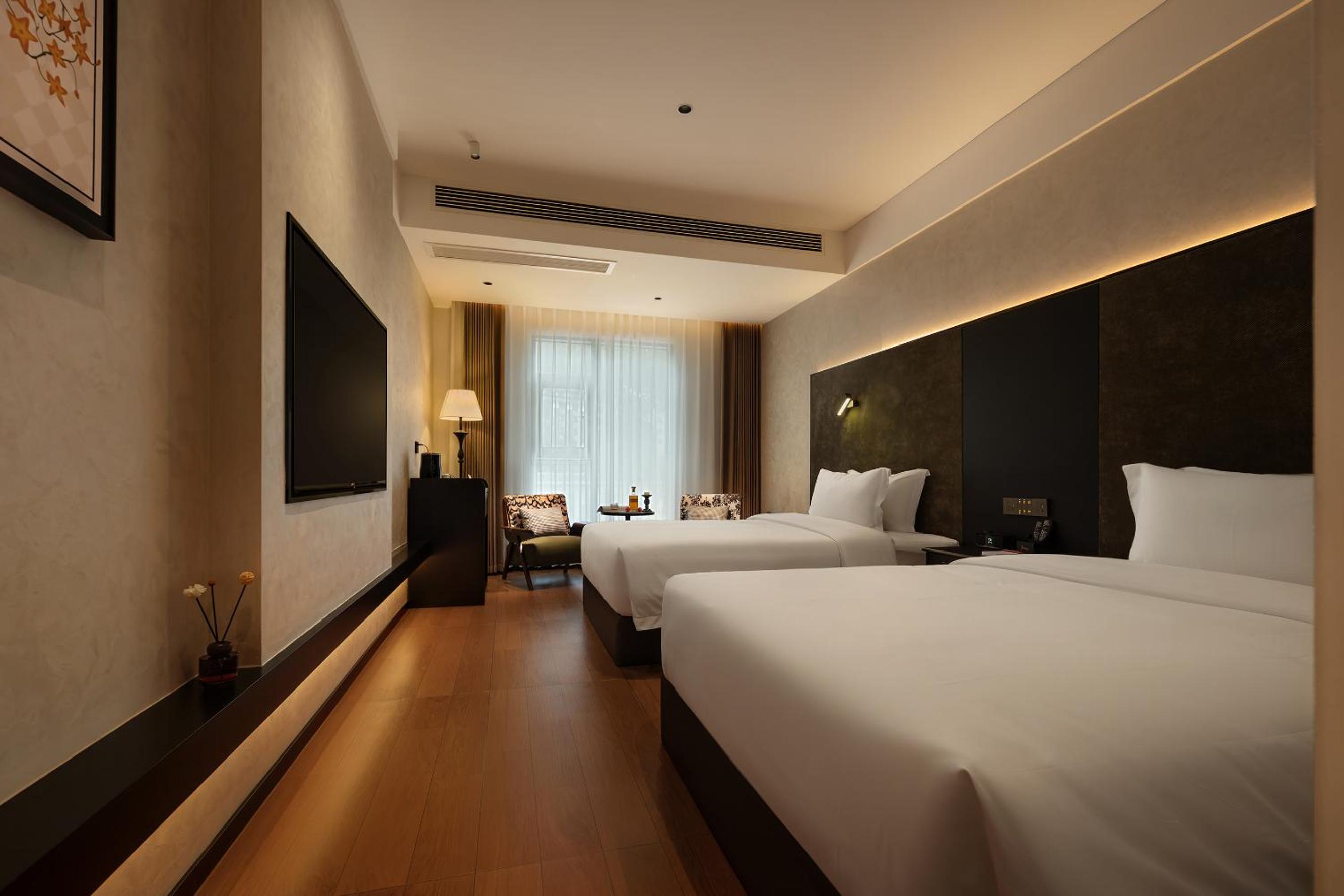 Deluxe Twin Room photo 3