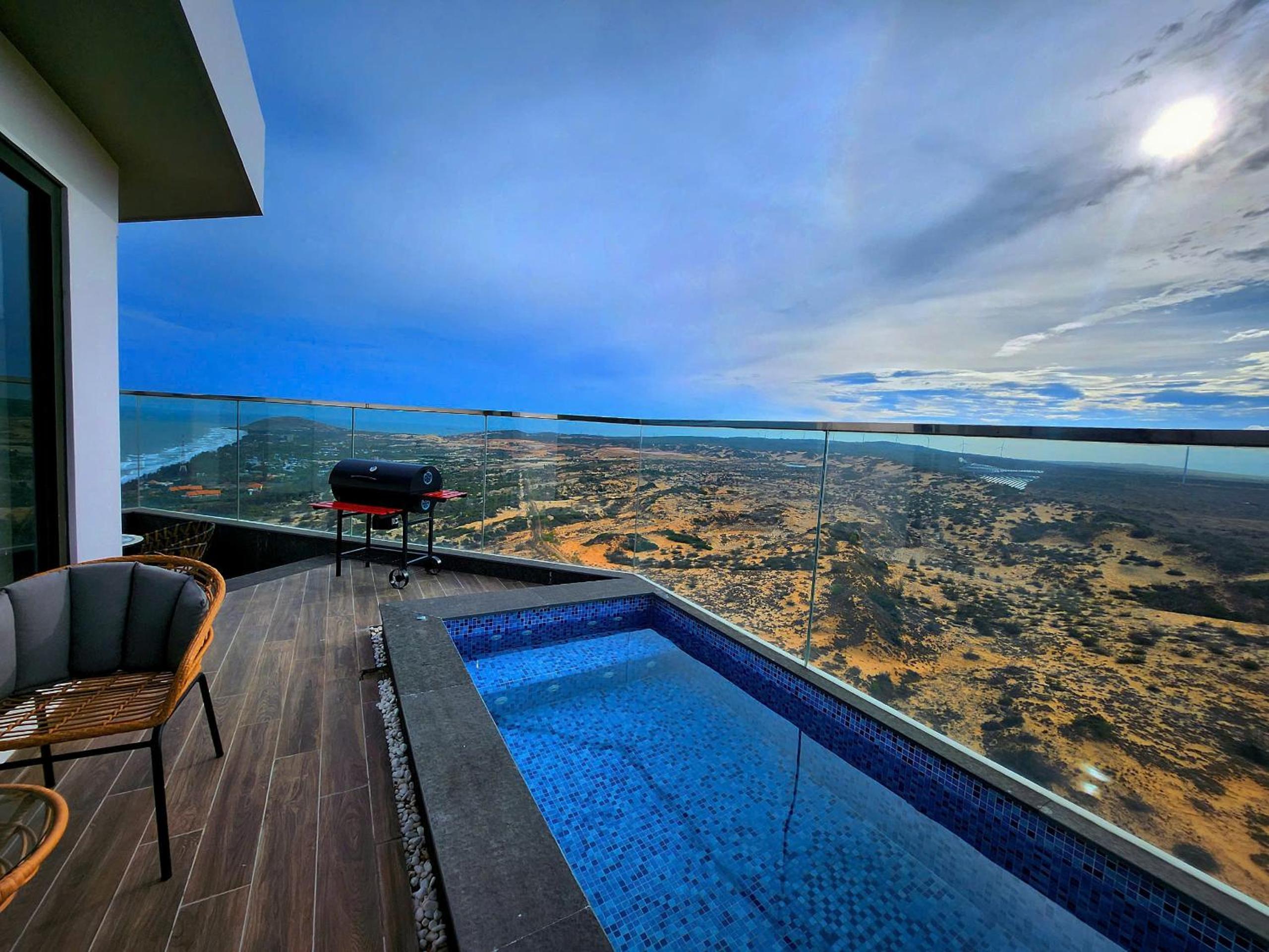 Junior Suite with Private Pool photo 2