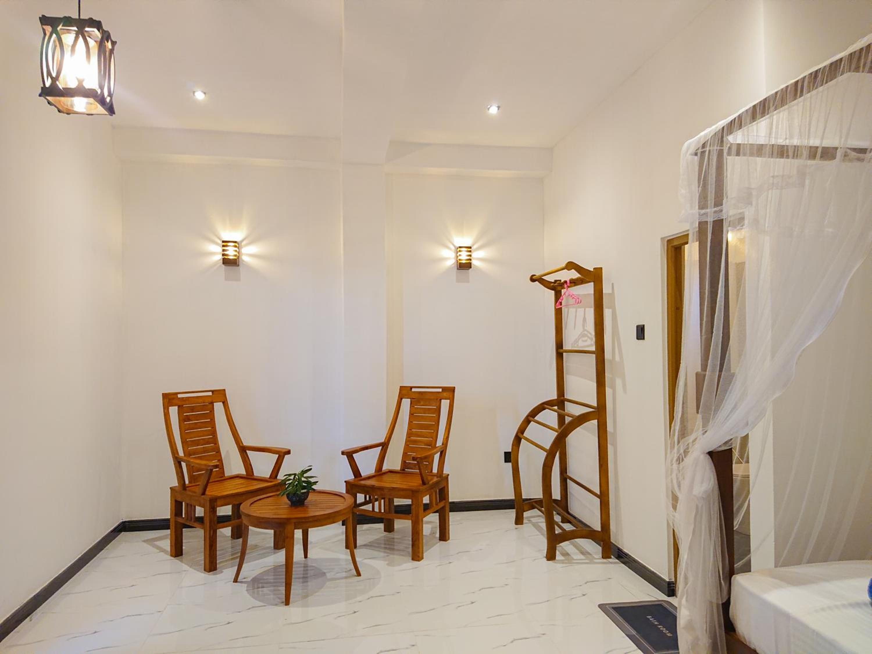 Deluxe Double Room with Balcony photo 3