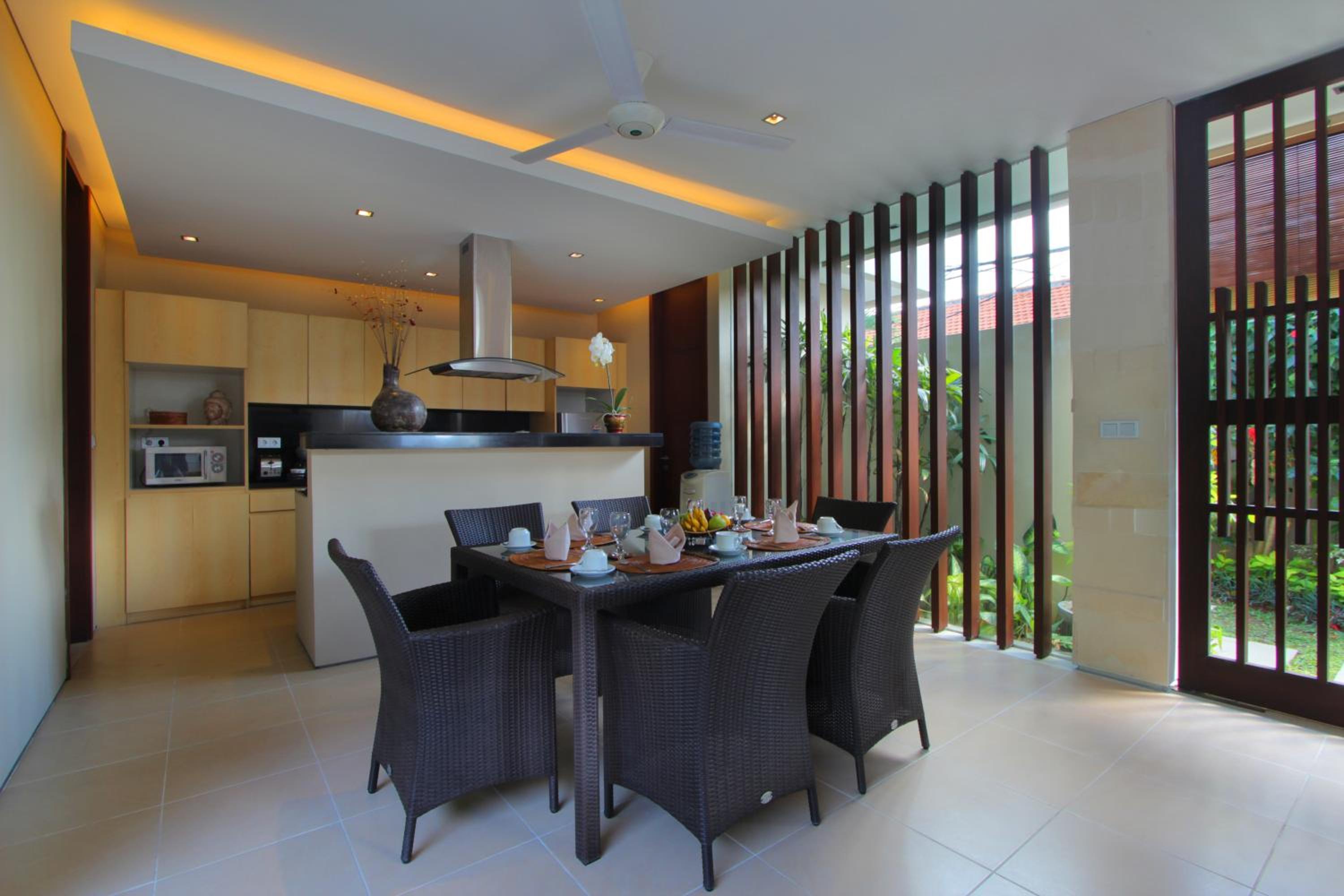 Three-Bedroom Villa - Photo 22