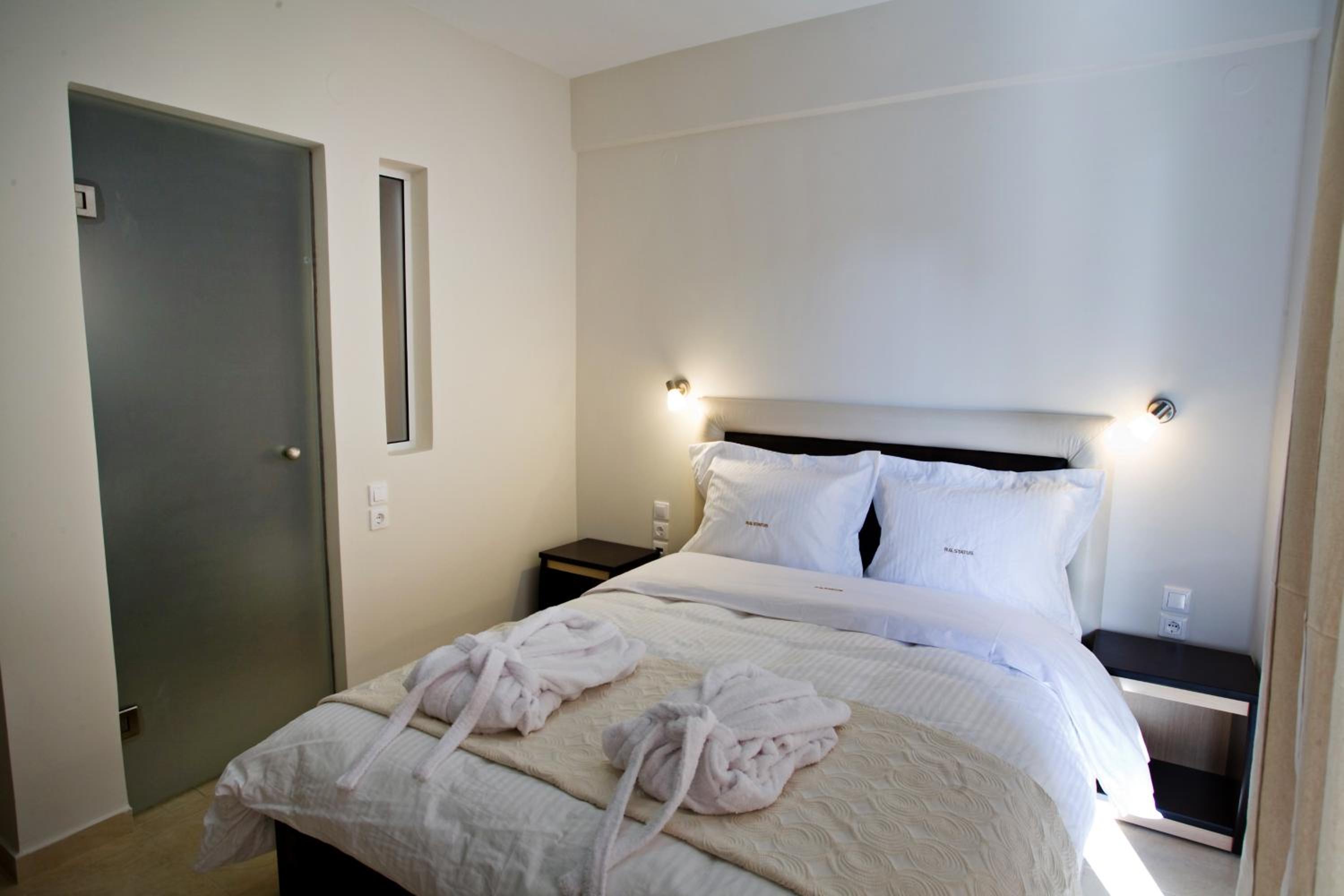 Double Room - Photo 1