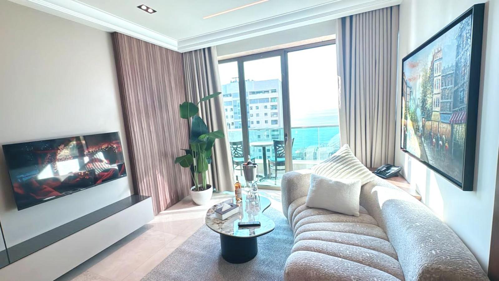 Luxury Suite photo 2