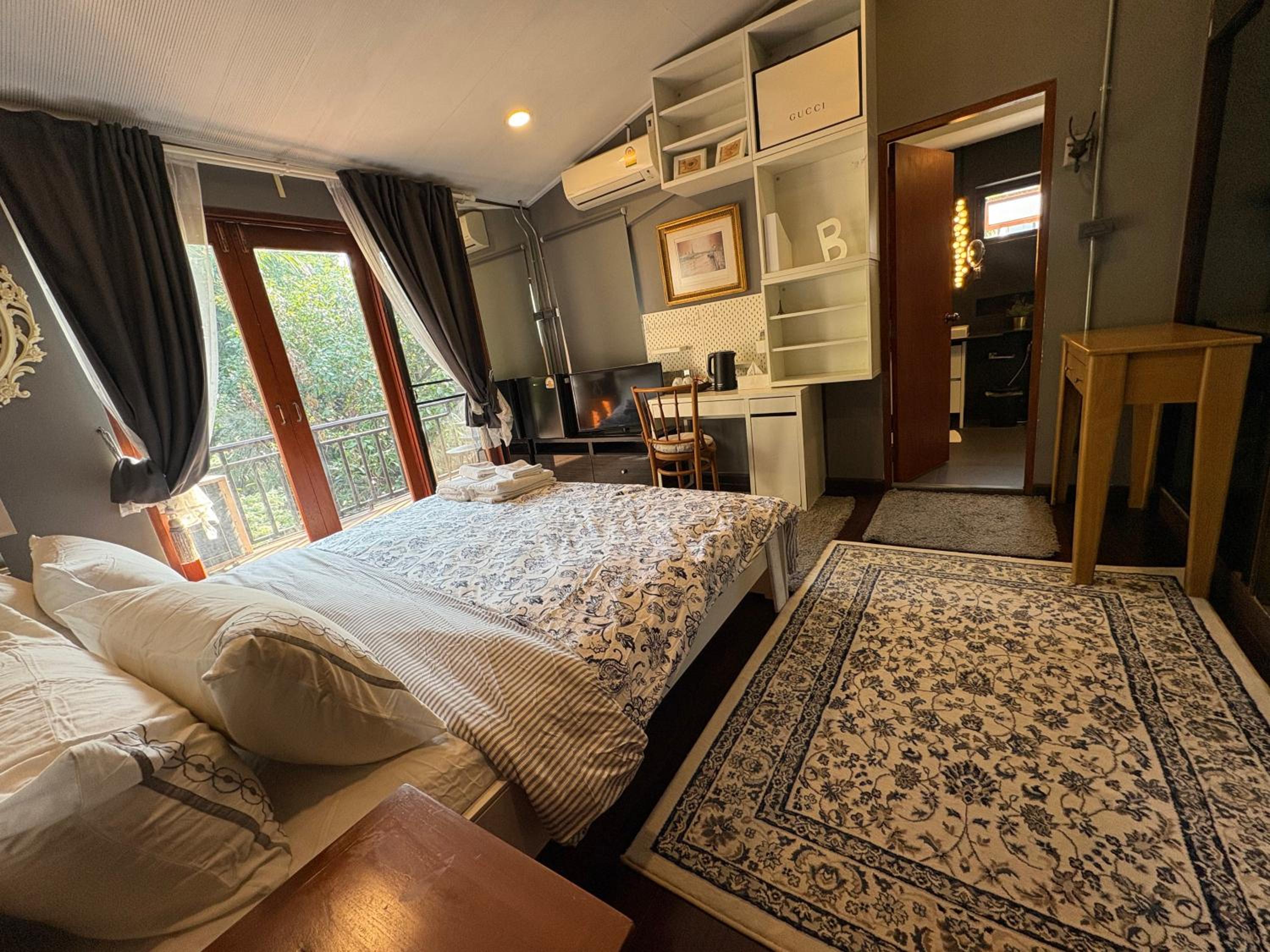 Queen Room with Garden View photo 3