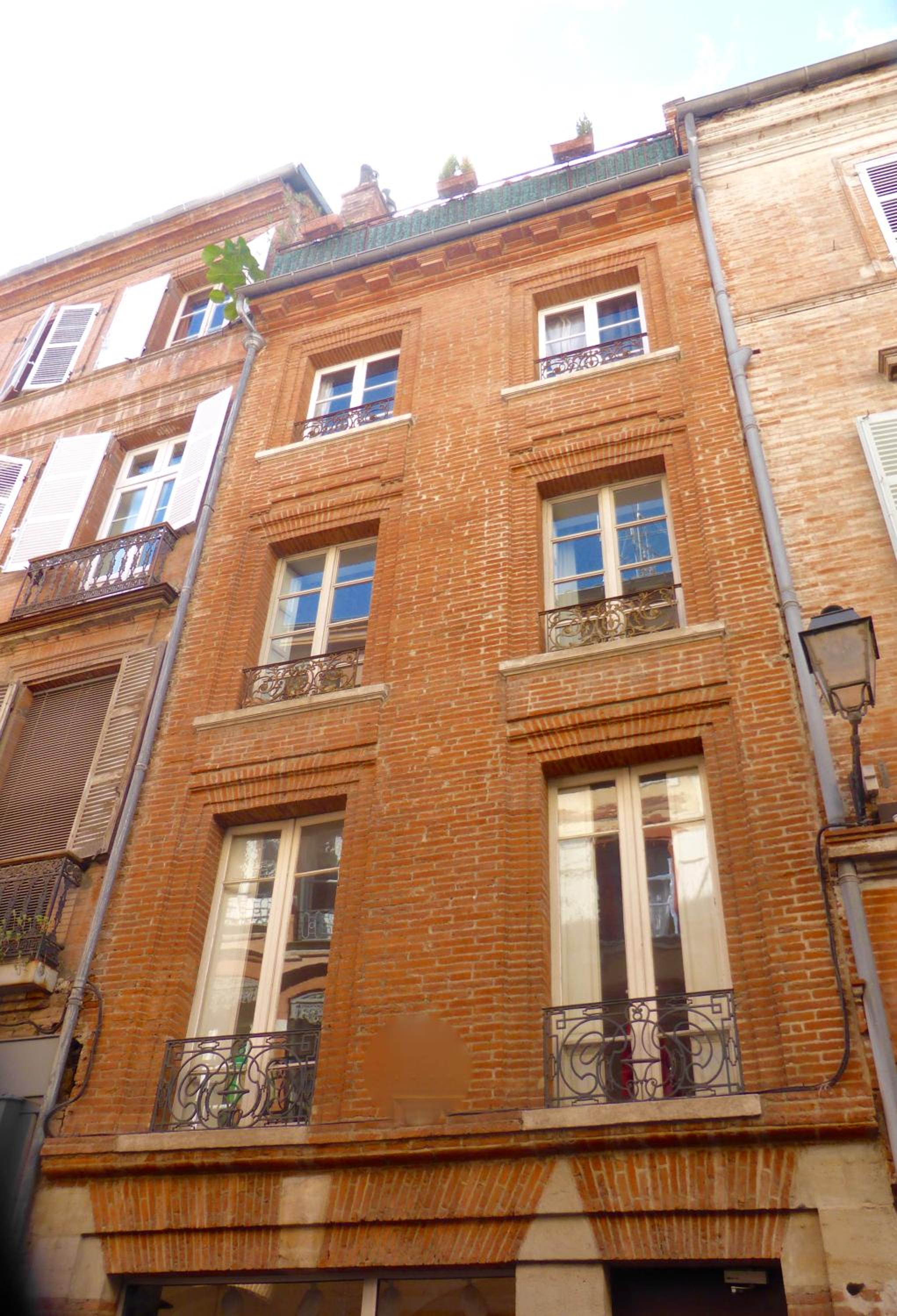 Apartment - Split Level photo 2