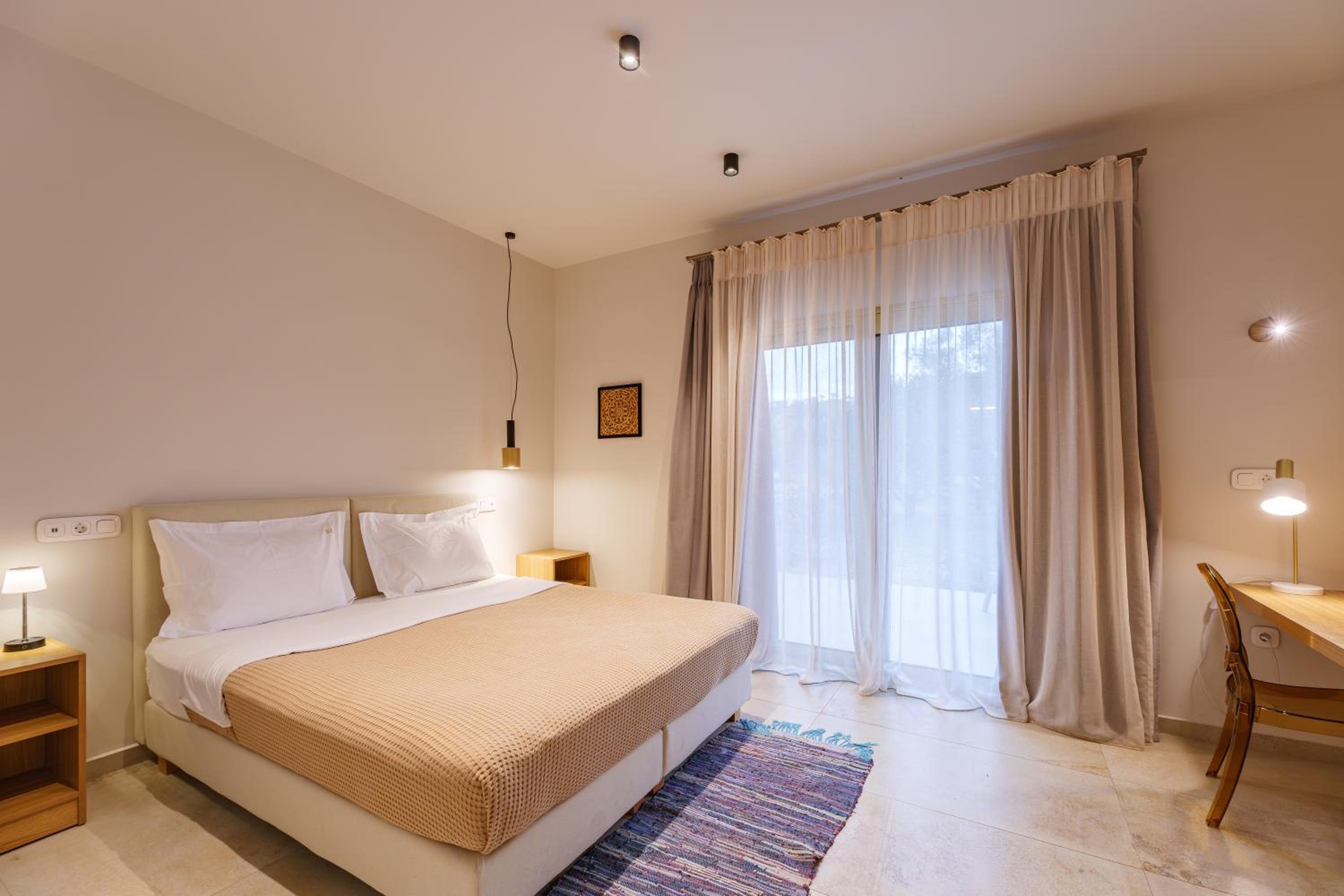Superior Double or Twin Room with Garden View photo 3