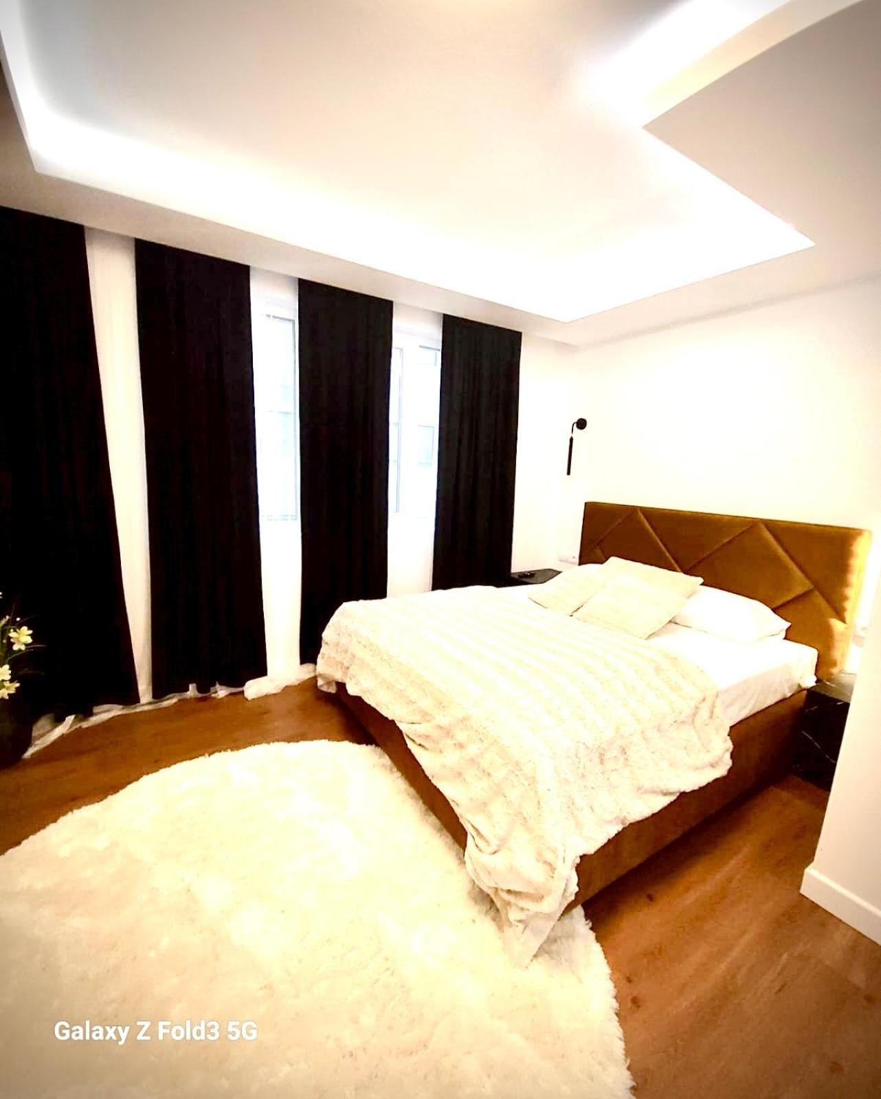 Three-Bedroom Villa photo 1