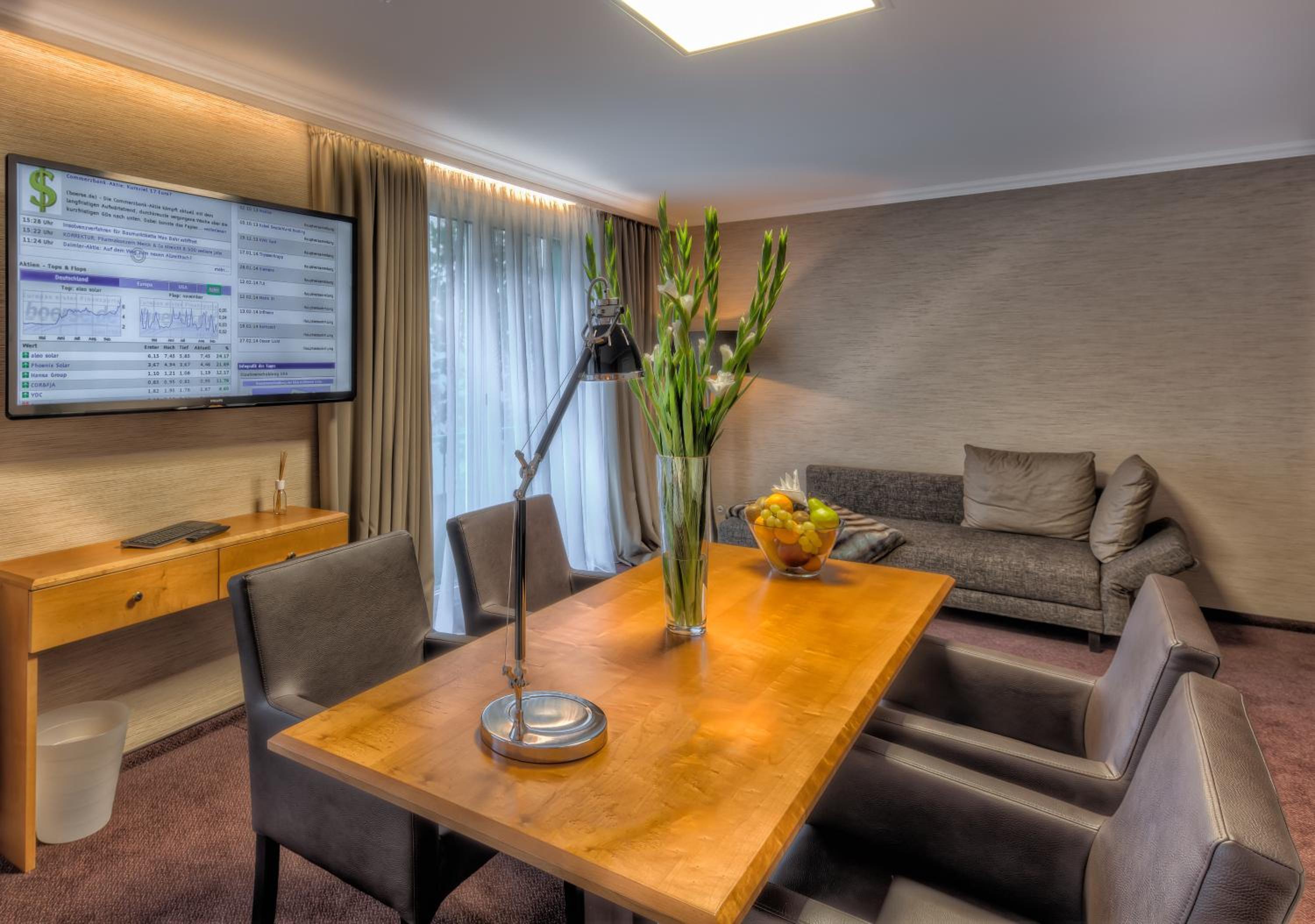 Deluxe Double Room with Bath photo 3
