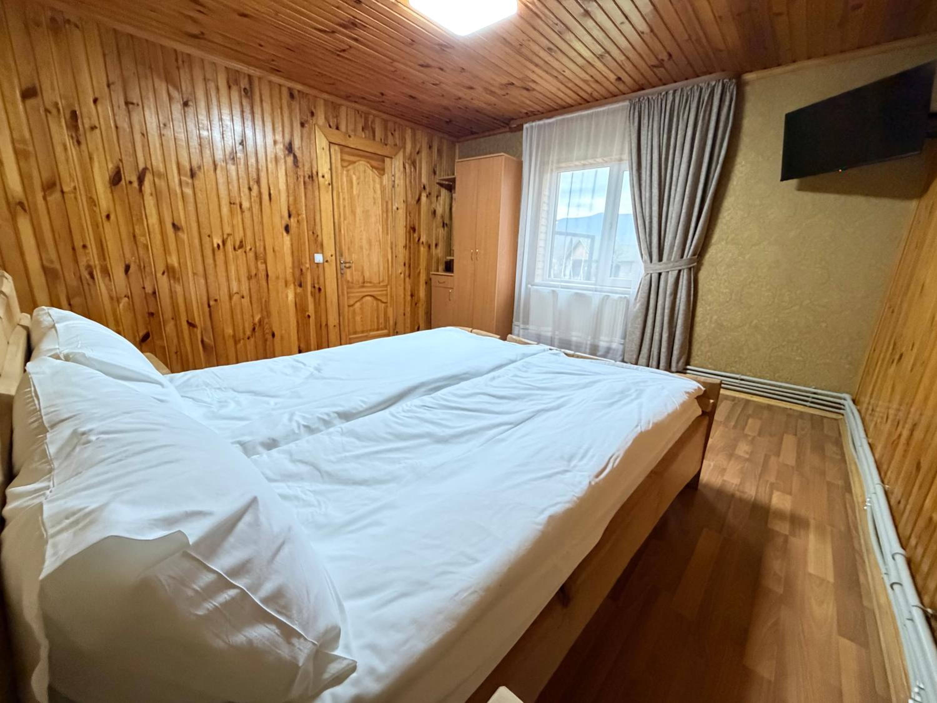 Three-Bedroom Vacation Home  photo 3