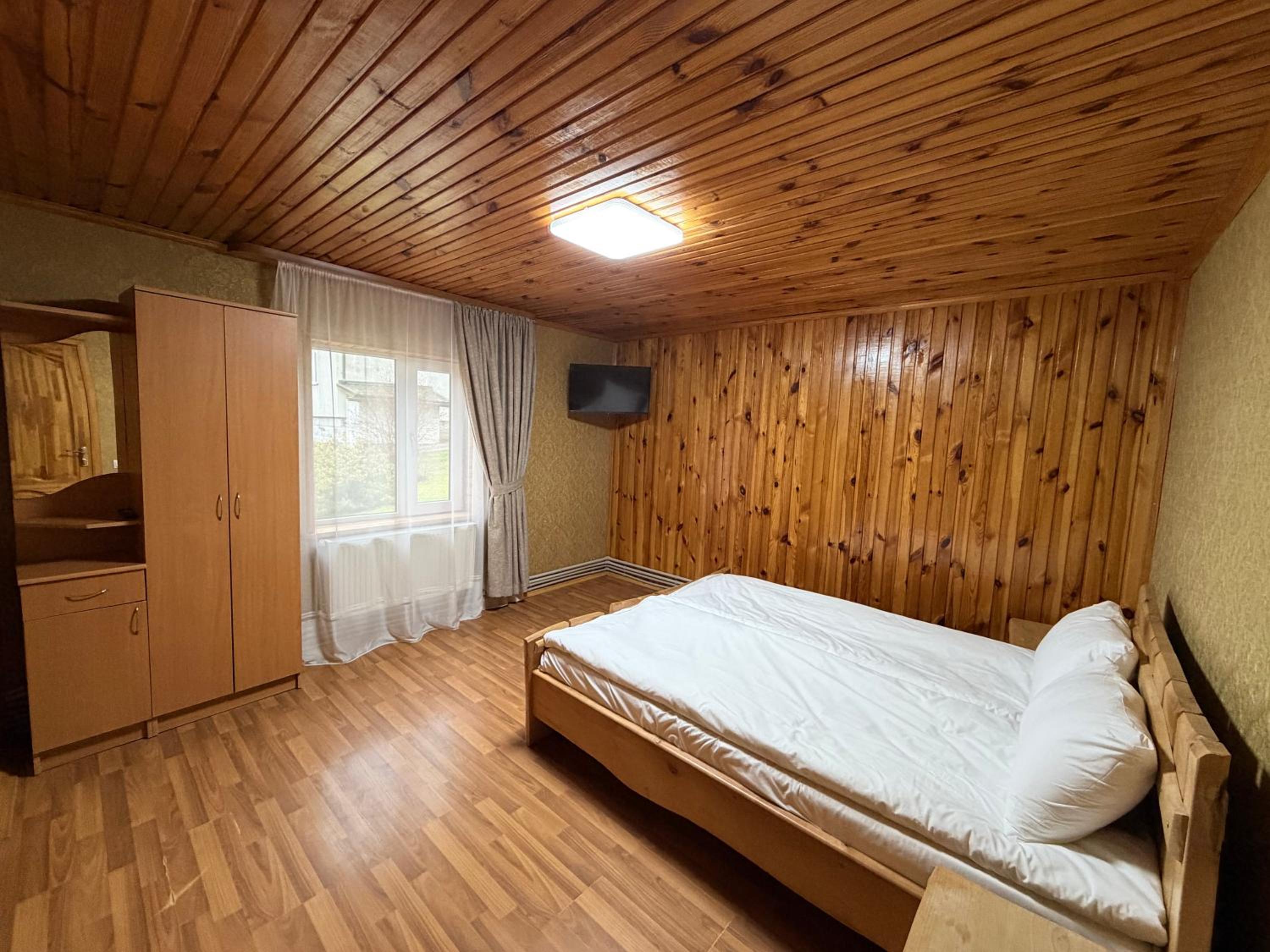 Three-Bedroom Vacation Home  photo 2