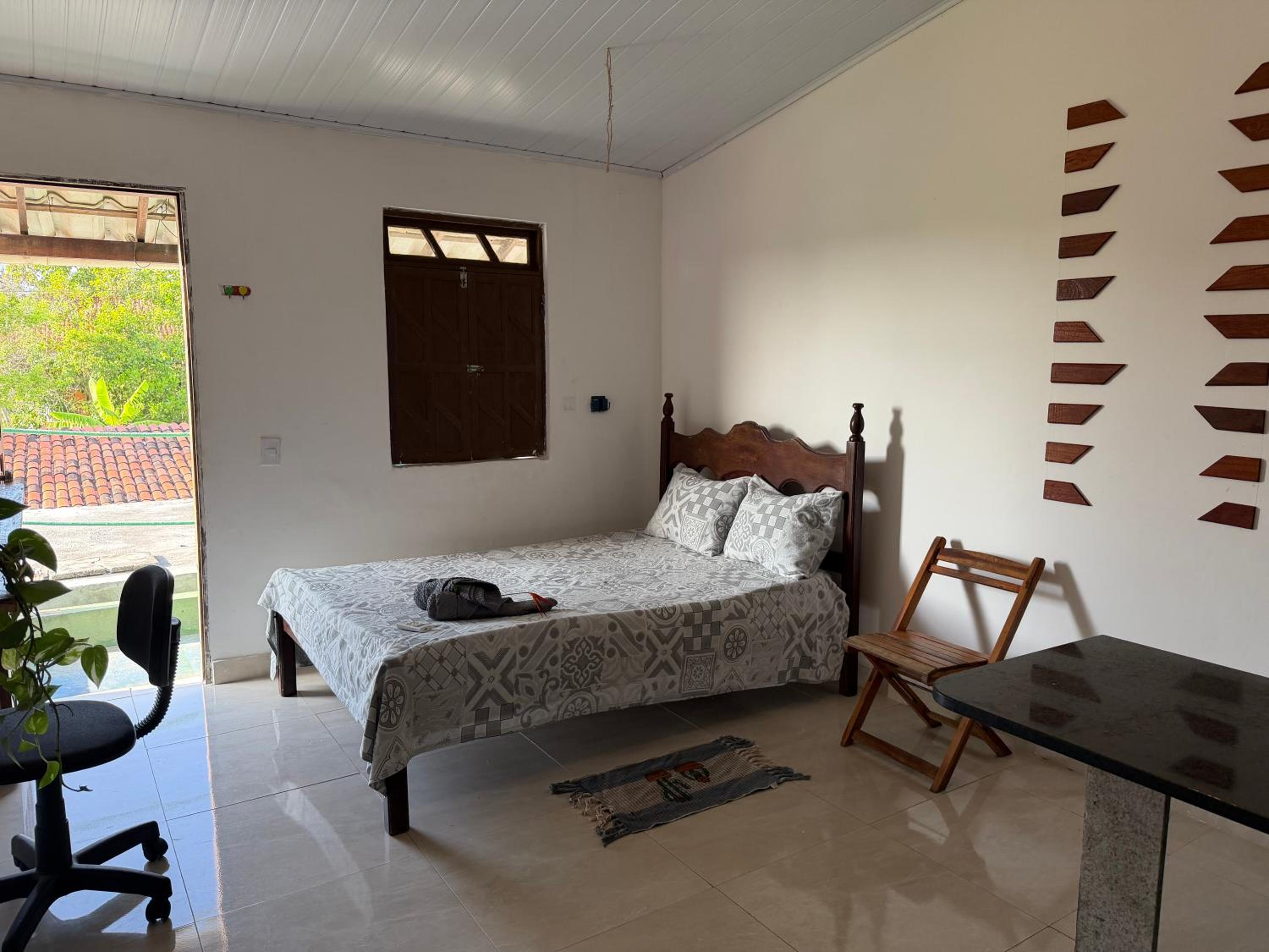 Quadruple Room with Private Bathroom photo 2