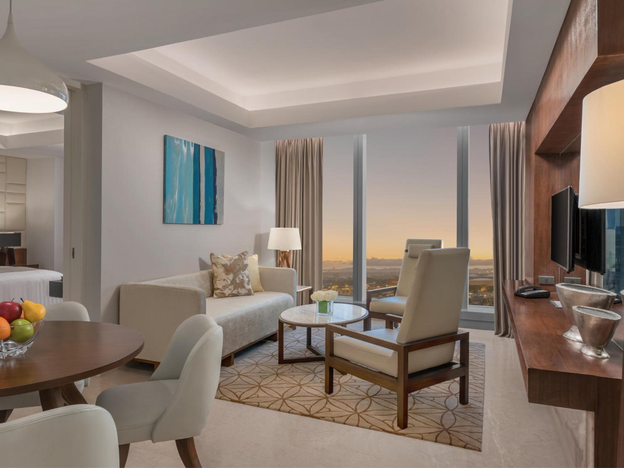 One-Bedroom Suite photo 3