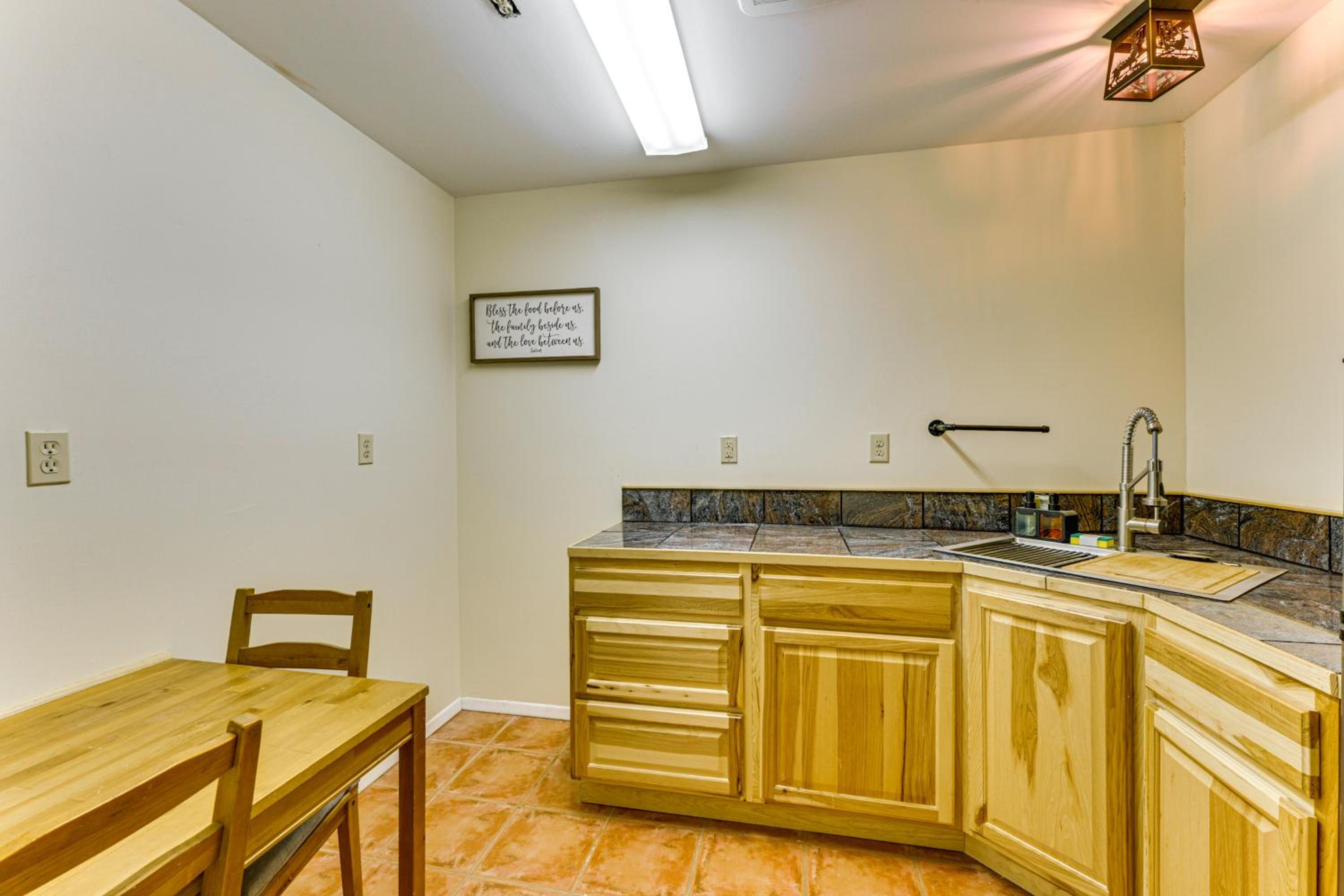 Apartment photo 3