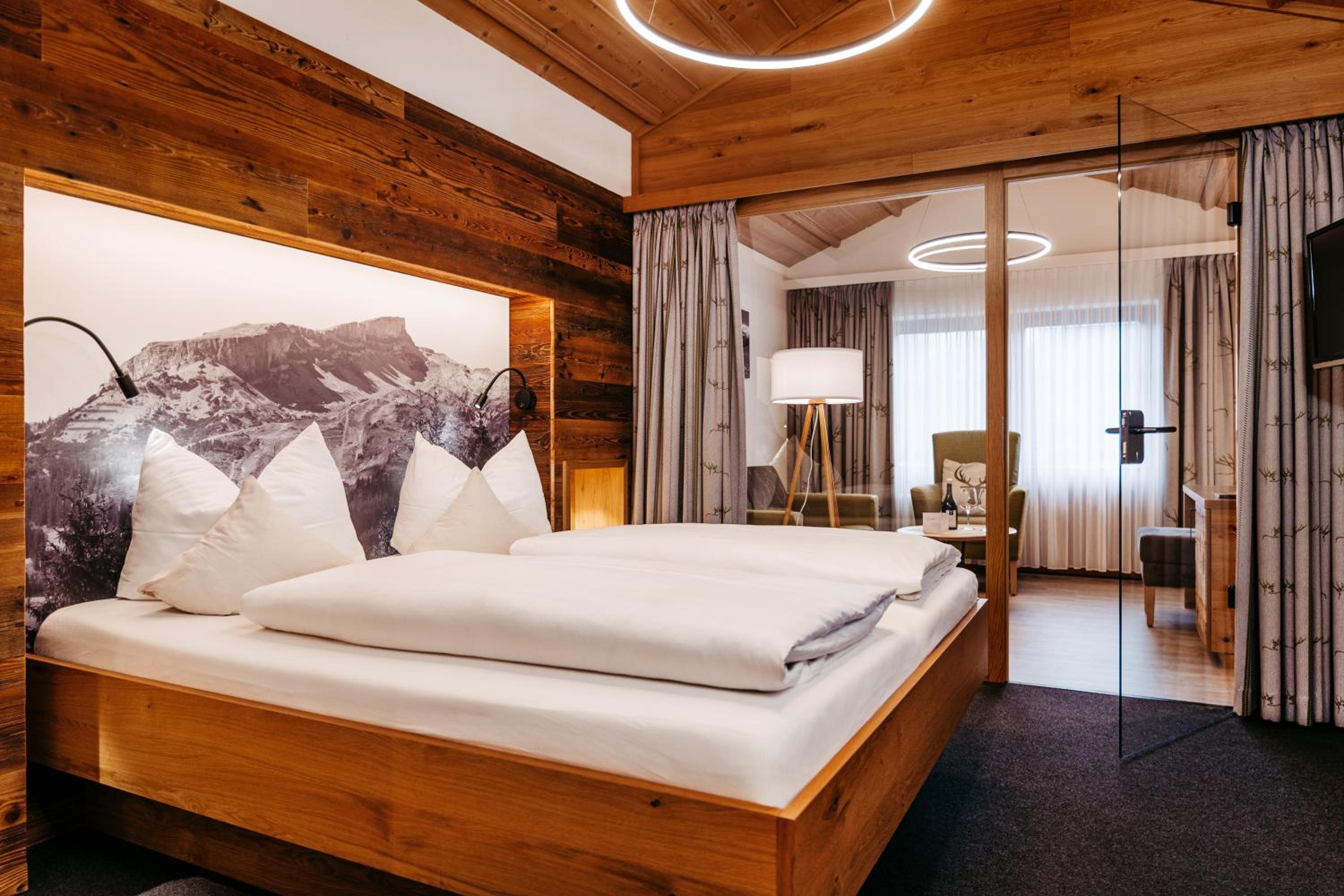 Deluxe Junior Suite