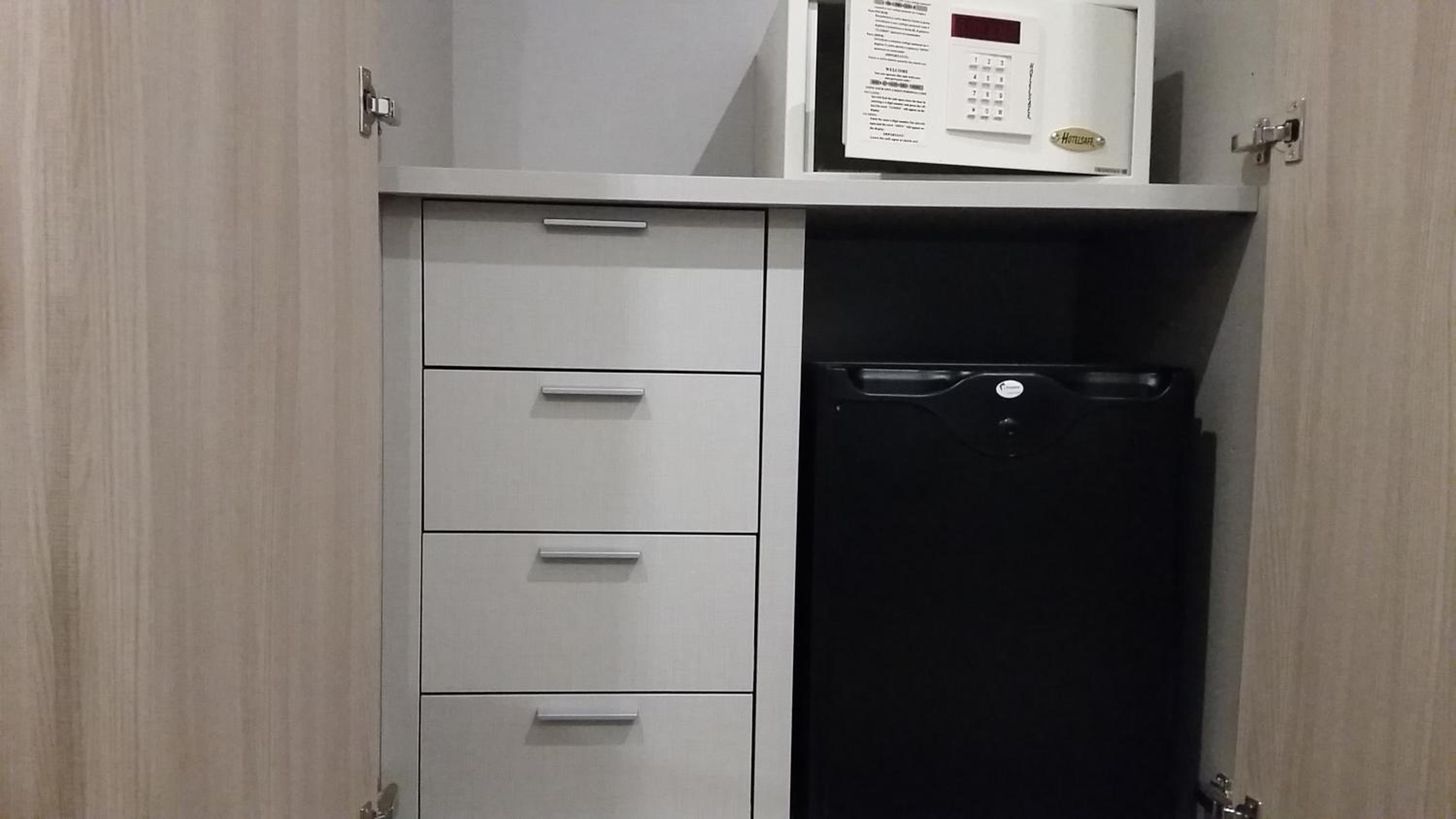 Executive Twin Room - Photo 5