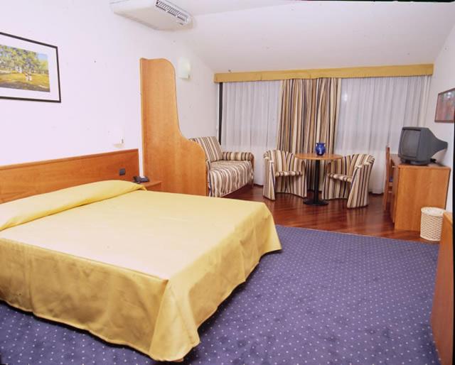 Double or Twin Room - Photo 1