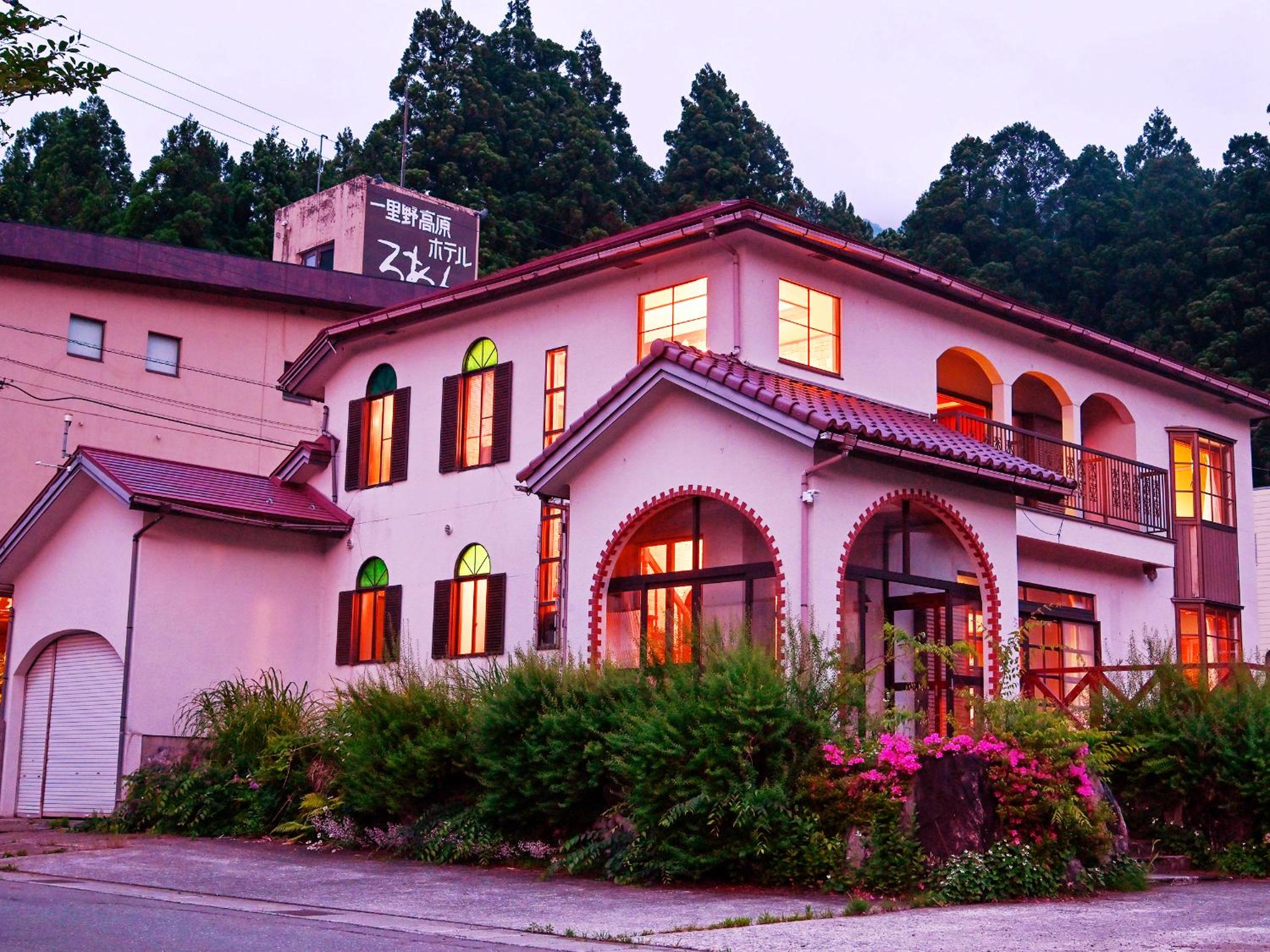 Villa photo 1