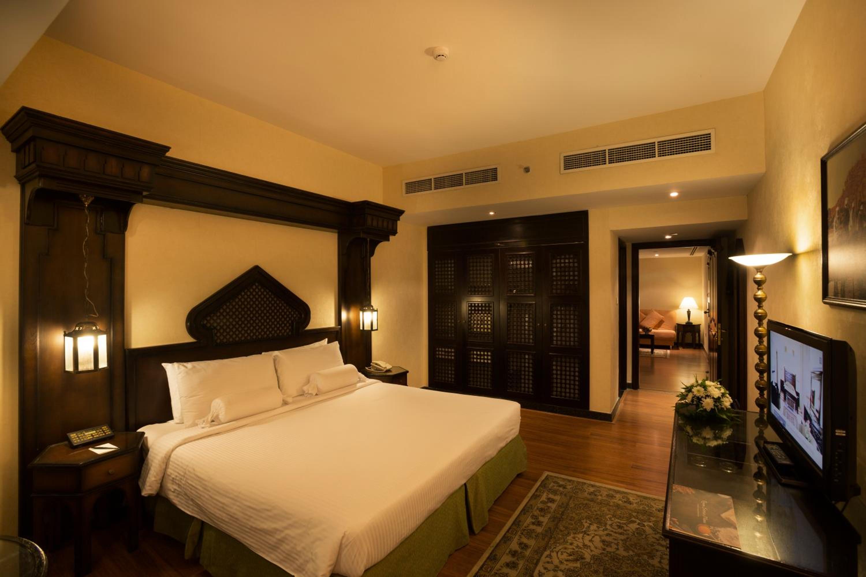 One-Bedroom Suite photo 2