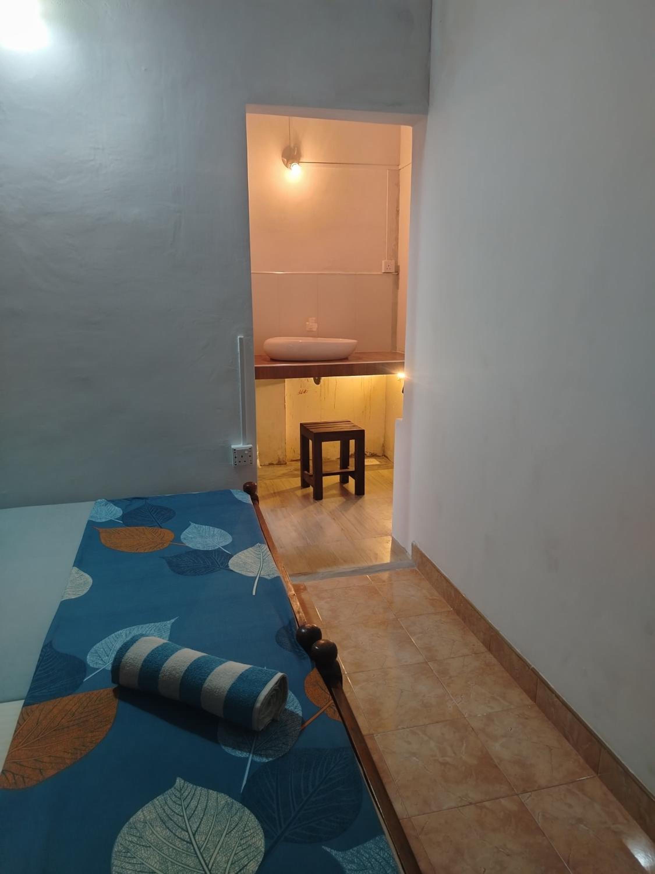 Budget Double Room photo 1
