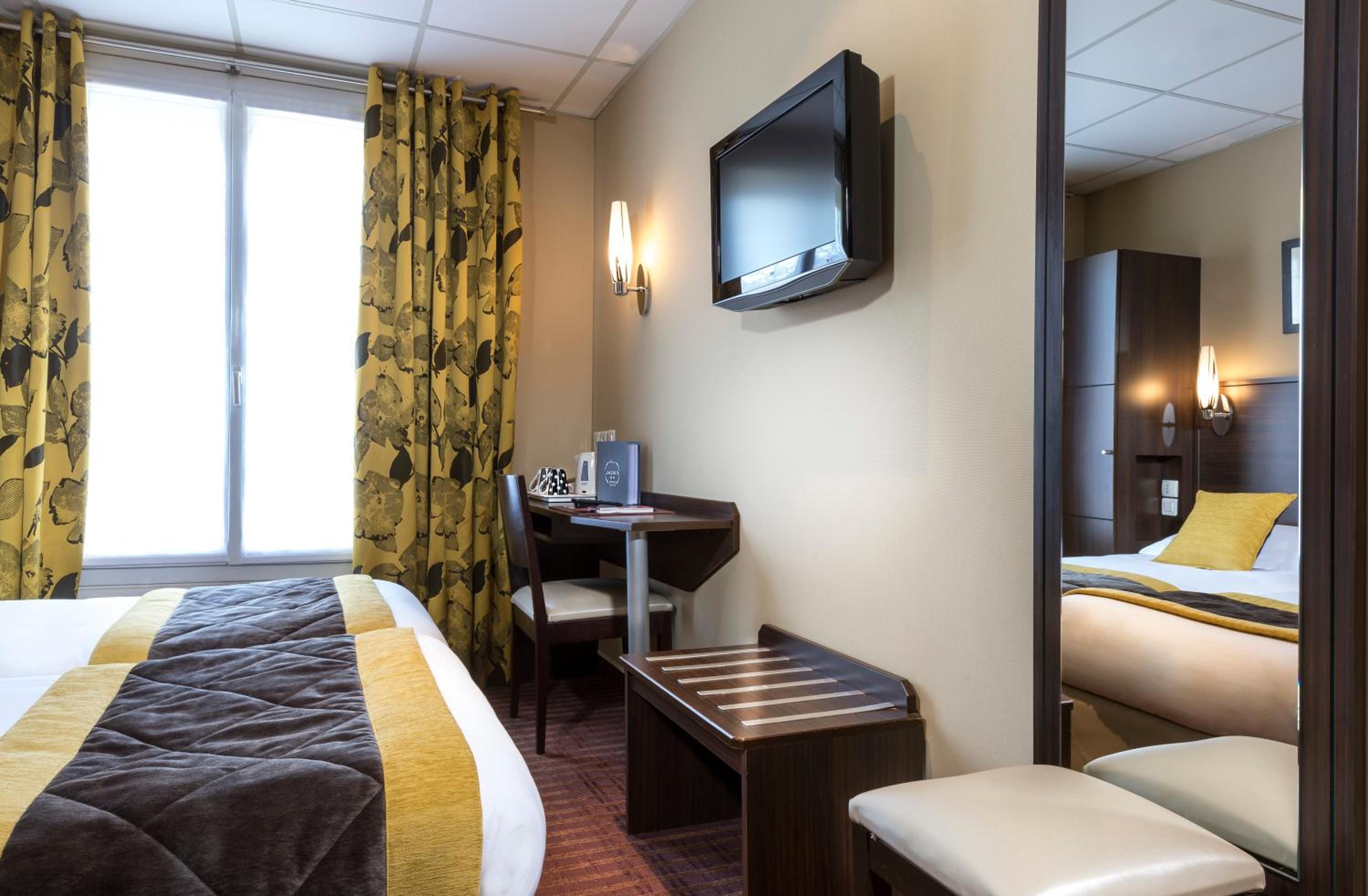 Superior Twin Room photo 2