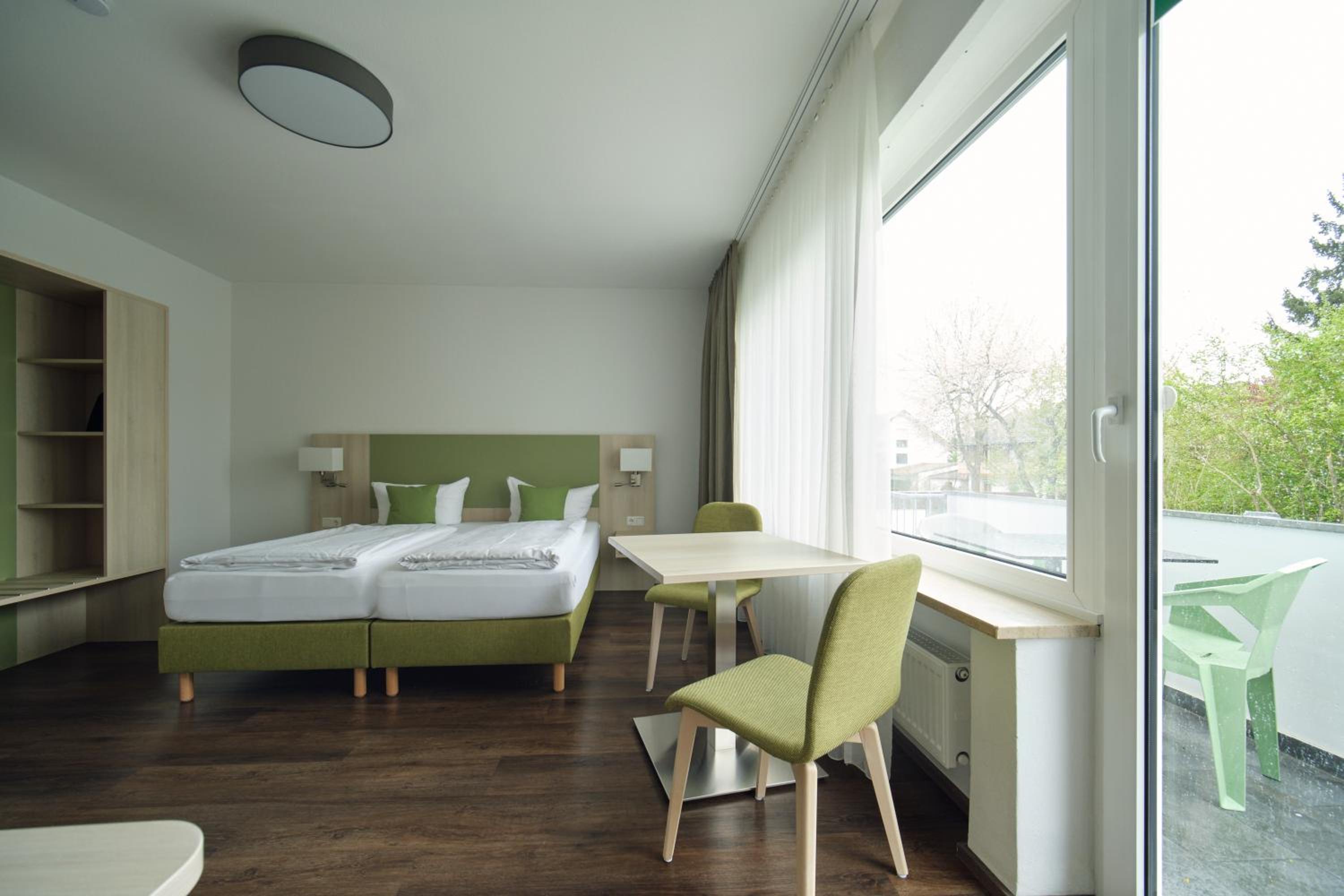 Familienzimmer mit separatem Schlafbereich photo 2