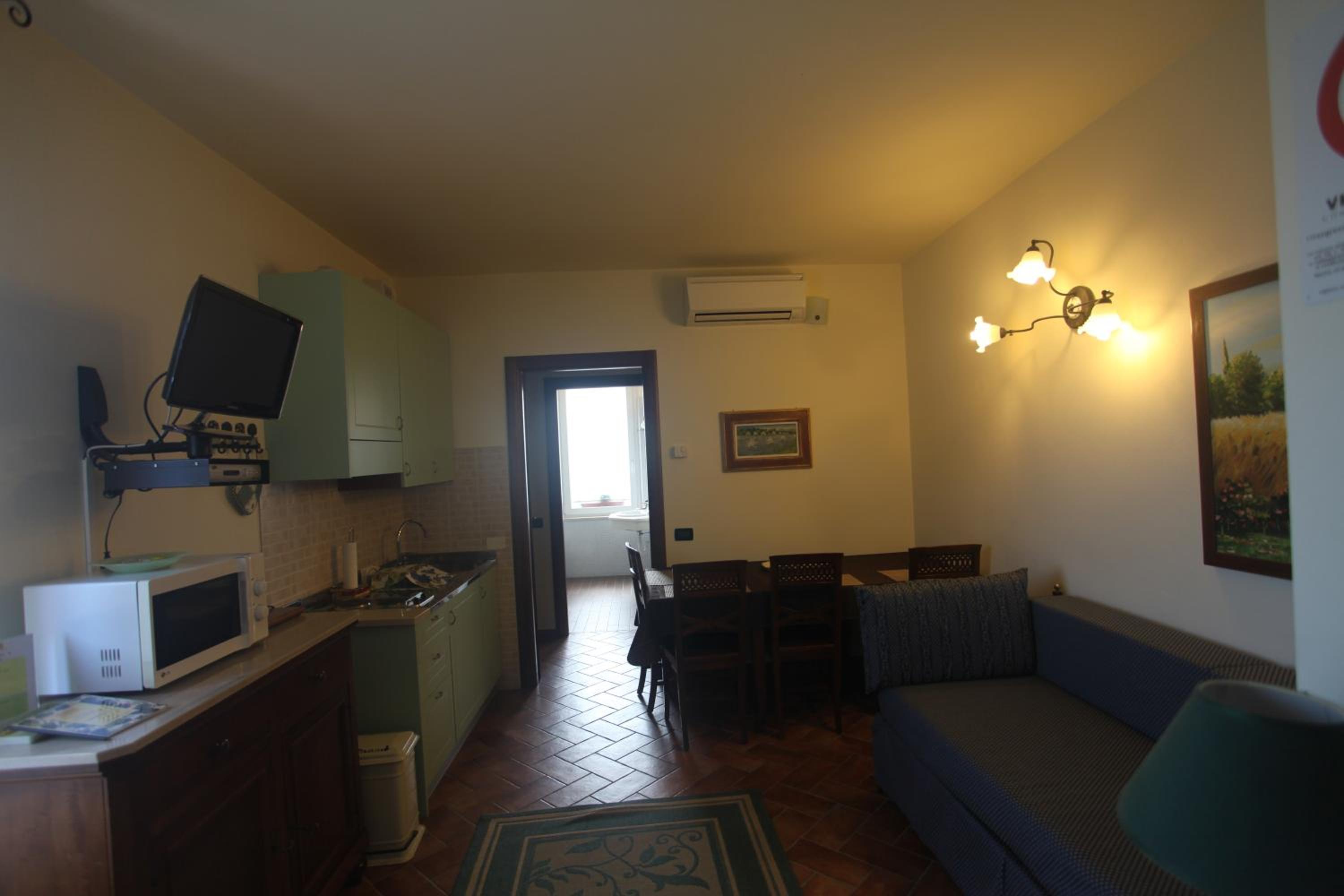 One-Bedroom Suite photo 2