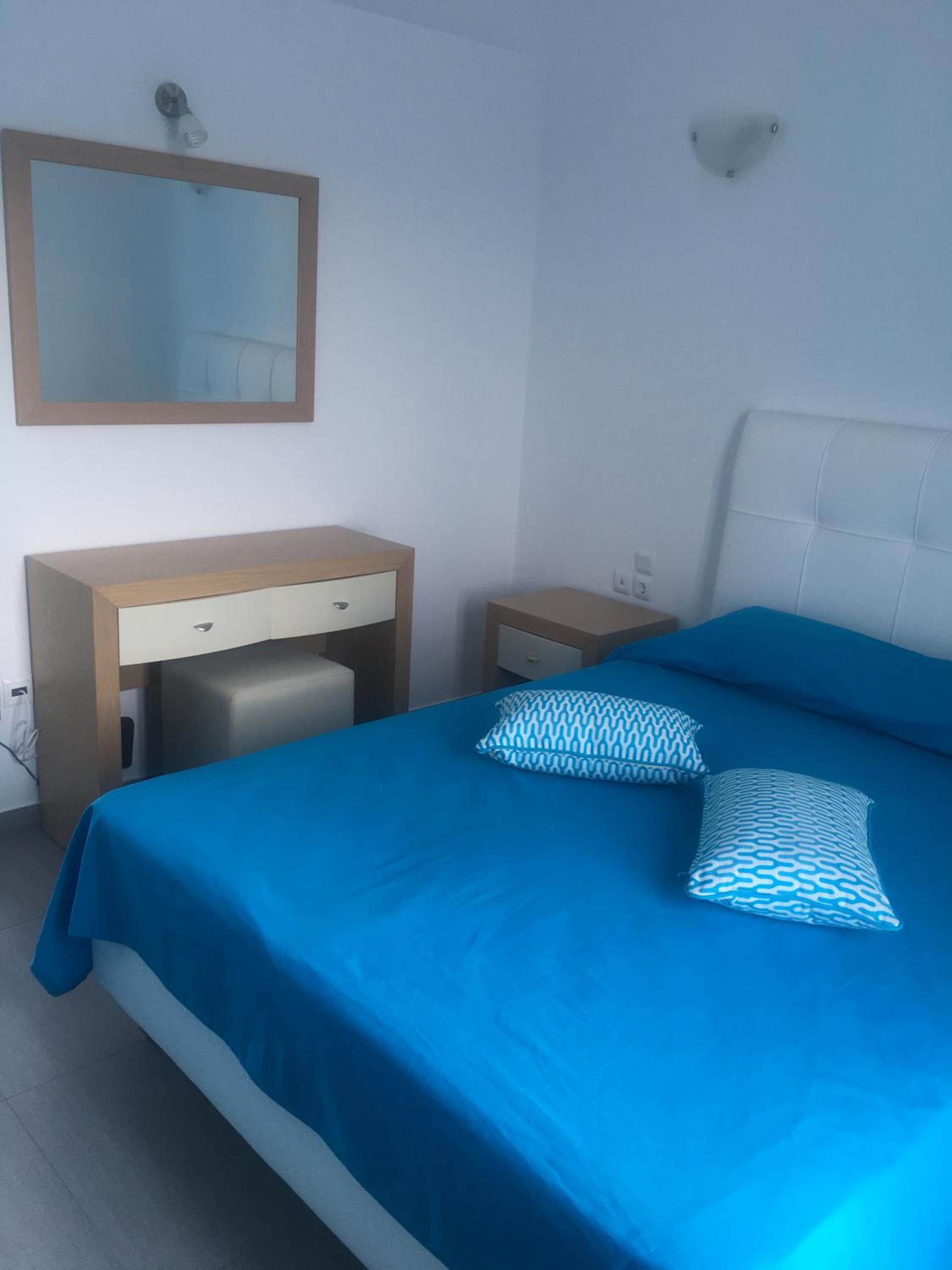 Comfort Double Room with Balcony - Photo 14
