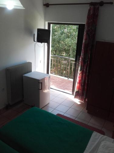 Triple Room - Photo 1