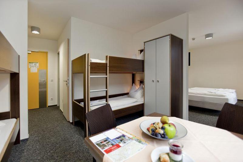 Quadruple Room (Members only, please register) - Photo 2
