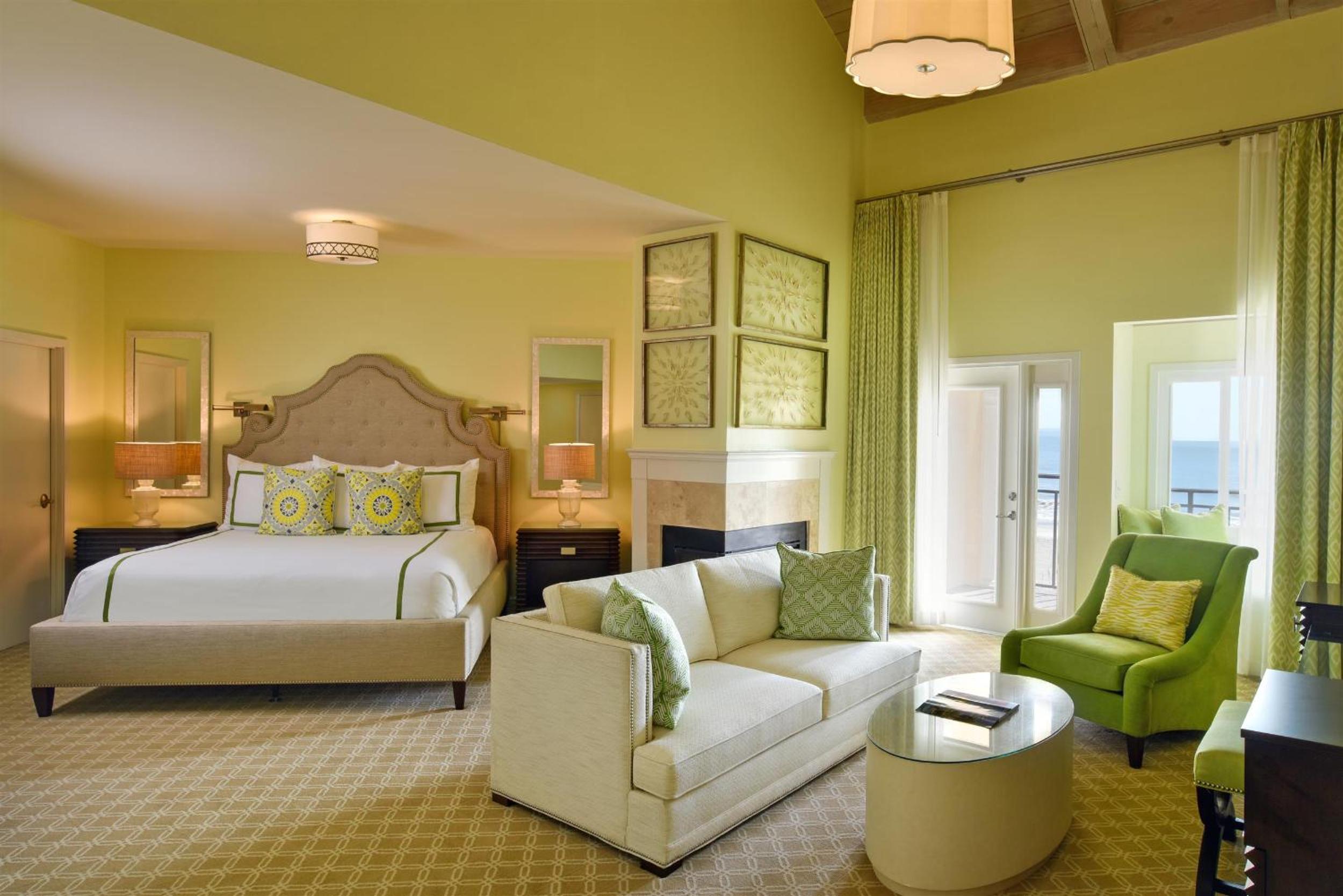 King Suite with Sofa Bed and Ocean View