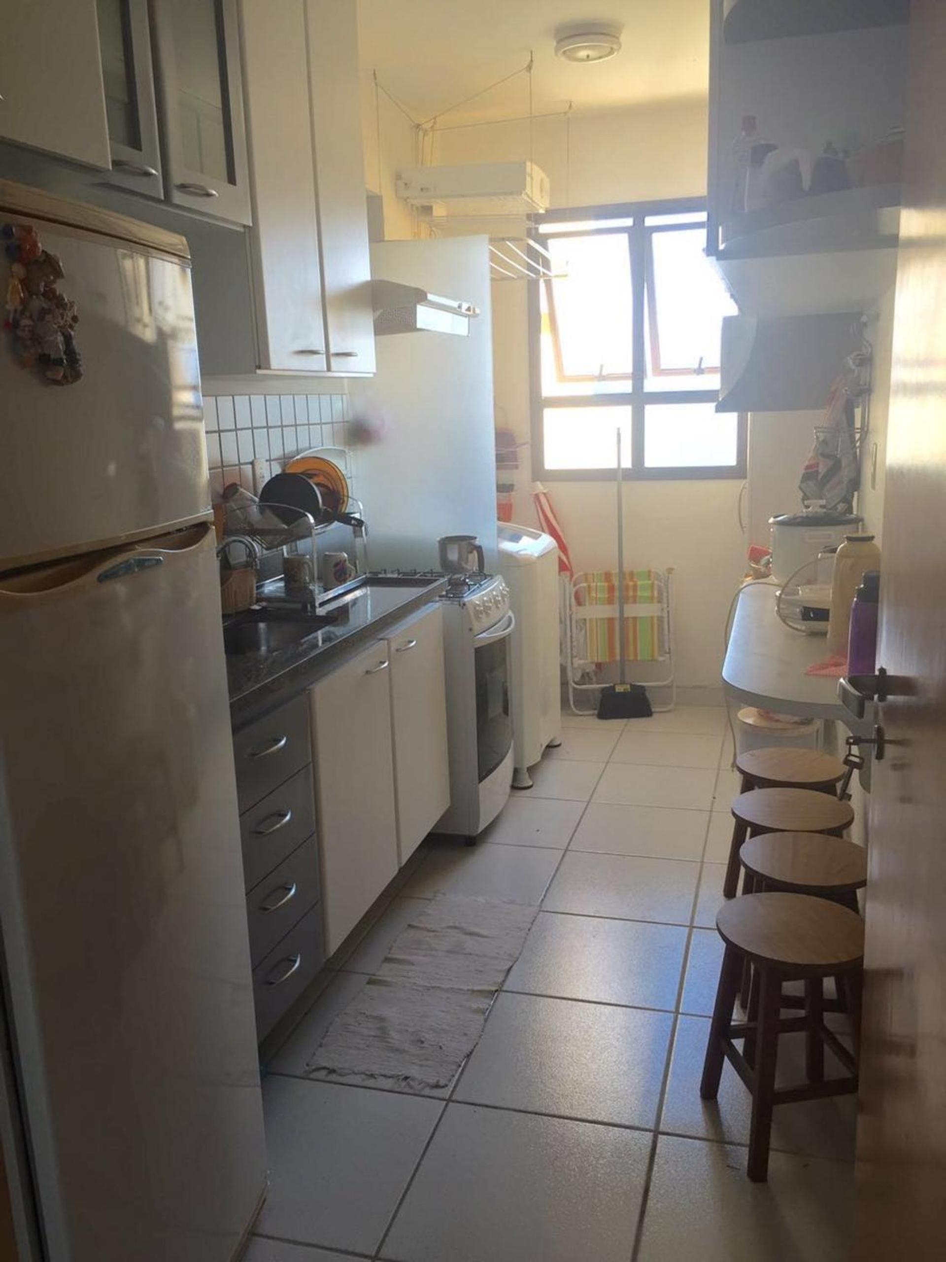 Apartment photo 2