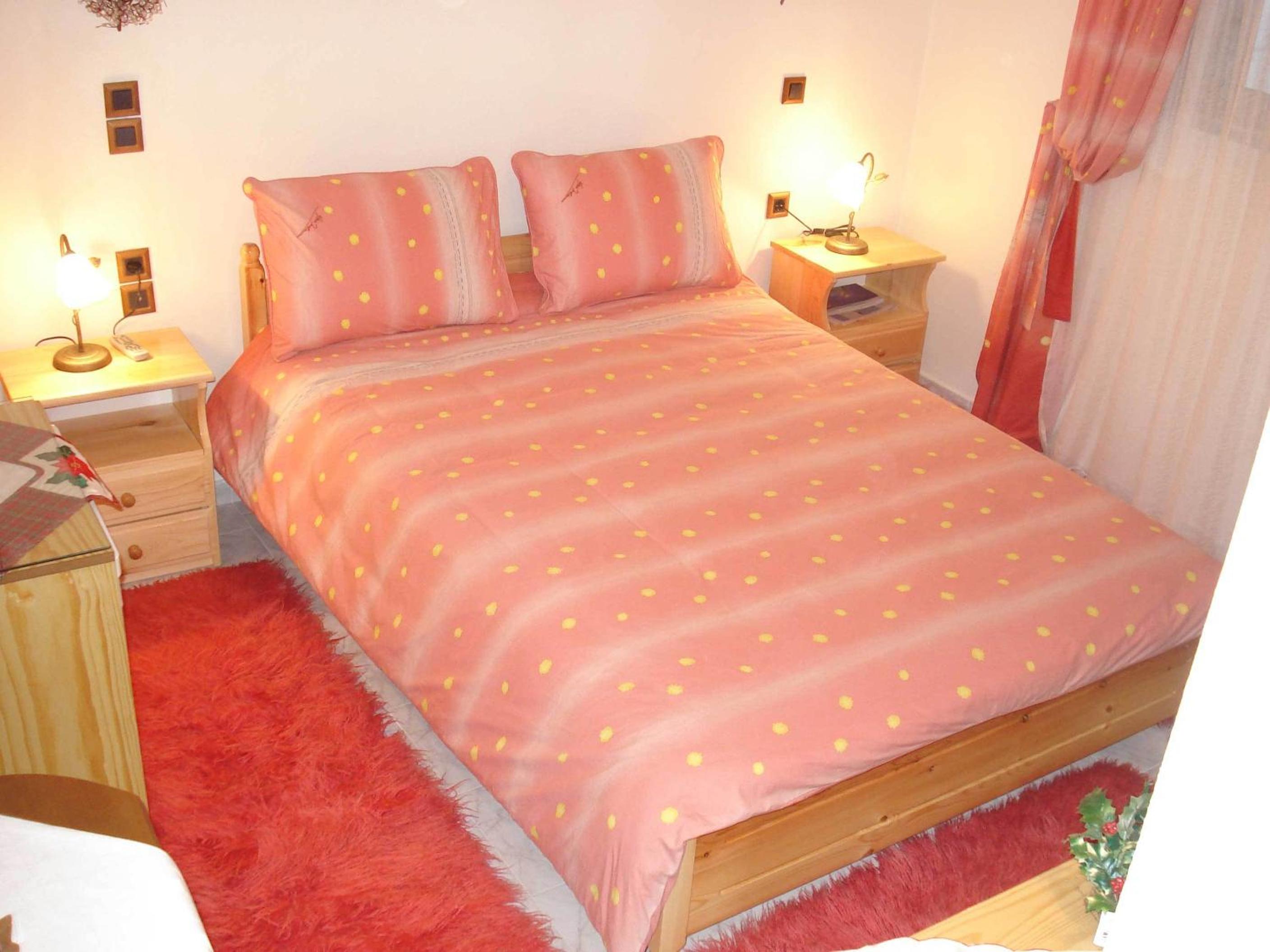 Double Room with Lake View - Photo 4
