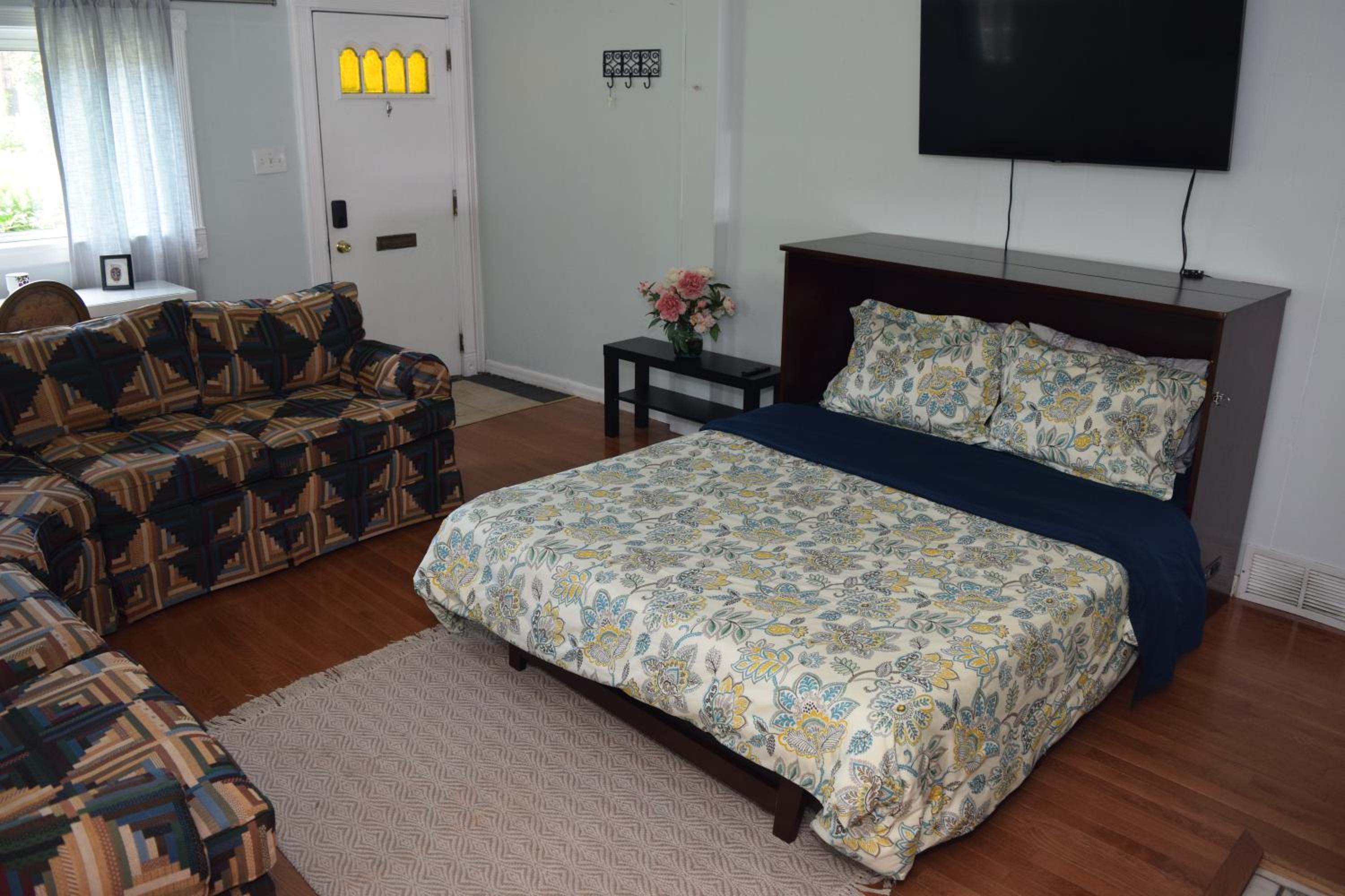 1-bedroom House