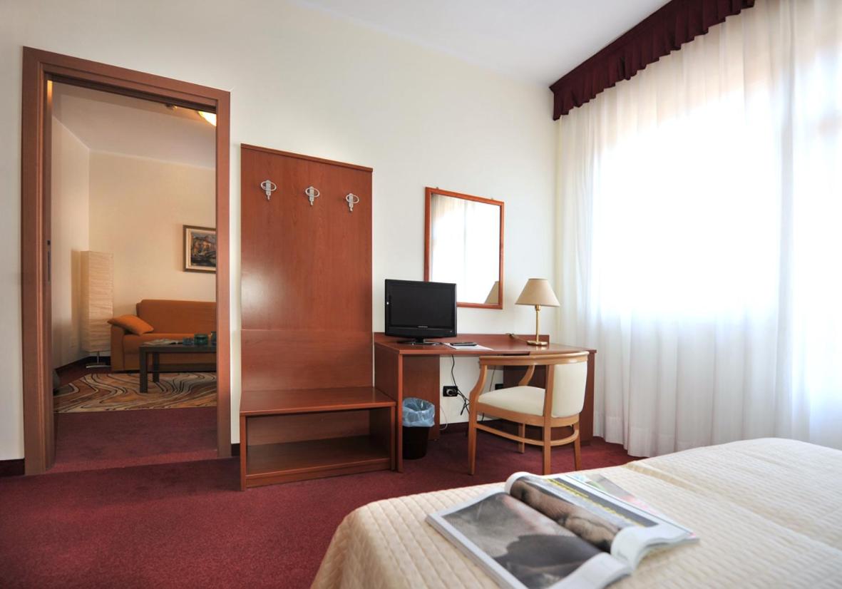 Suite with Sea View