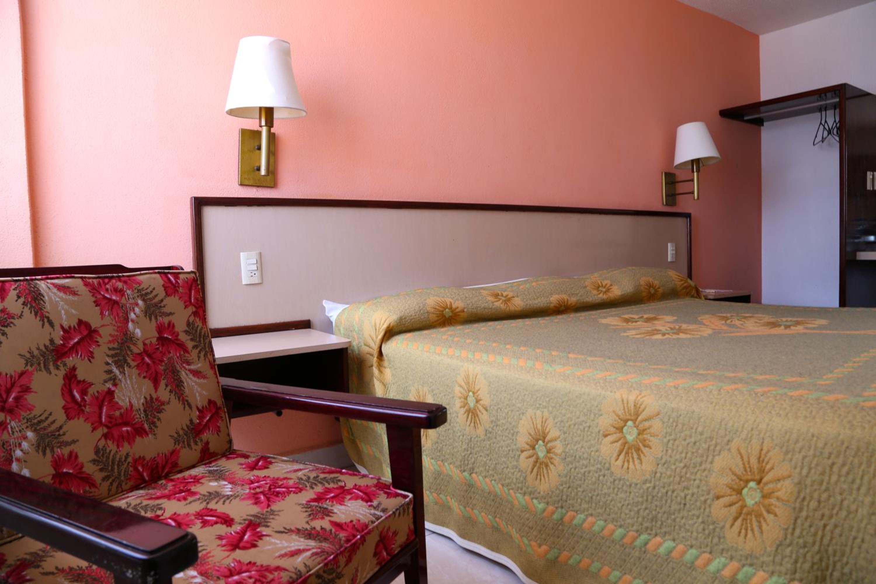 Standard Room with One Double Bed photo 3
