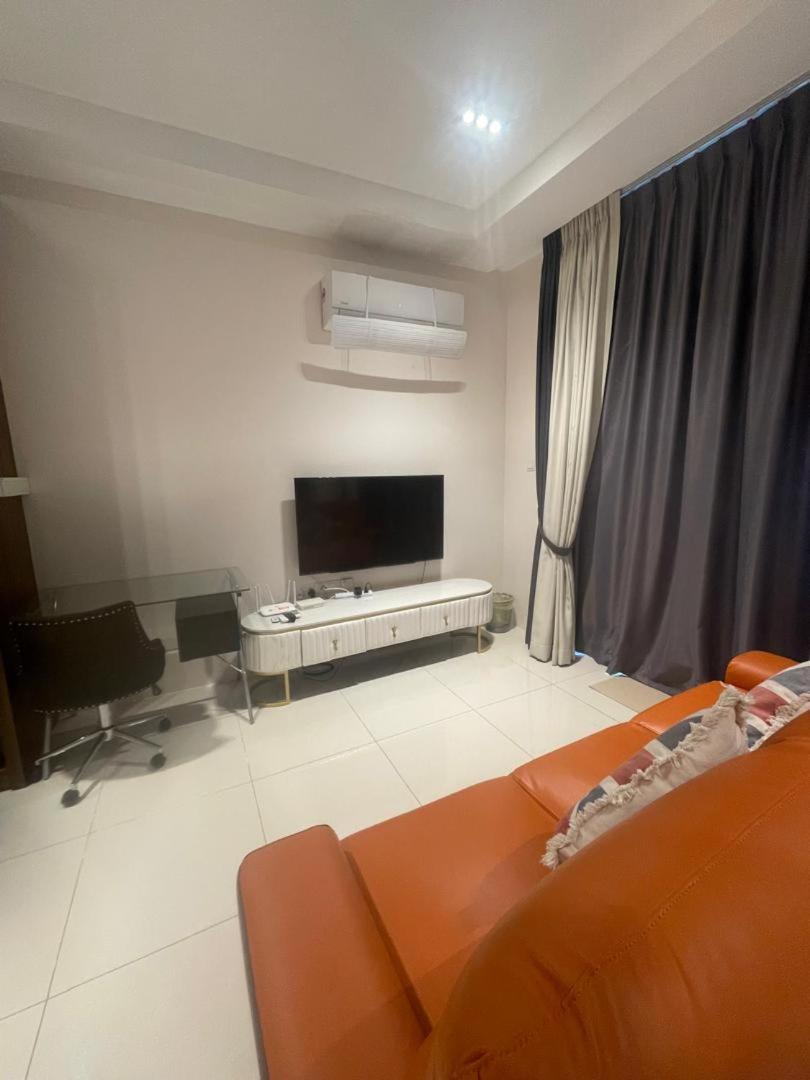 Apartment with View and Balcony photo 3
