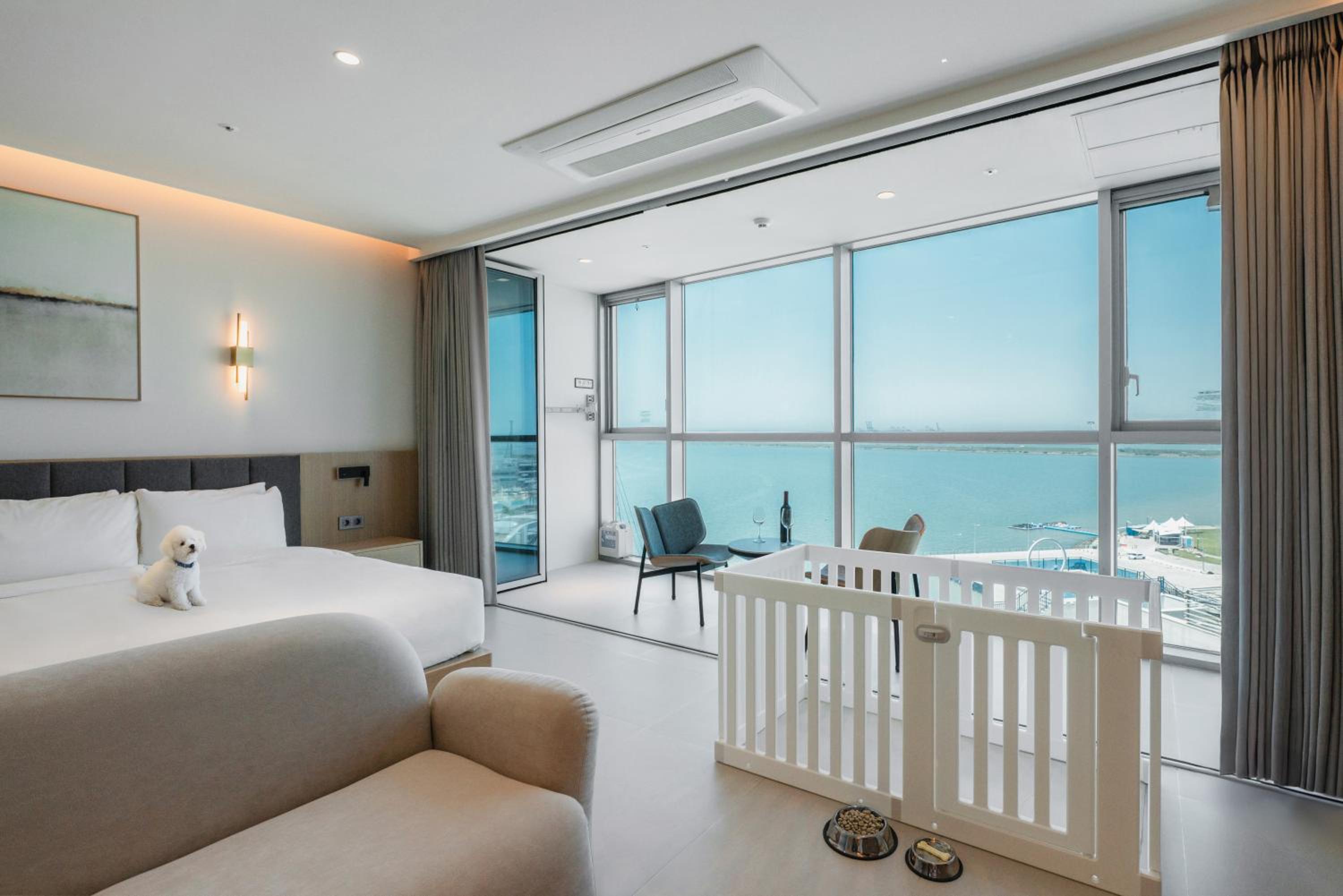 [Pet Room] Standard Twin Room with Half Ocean View- Free Breakfast for 1 person - Photo 3