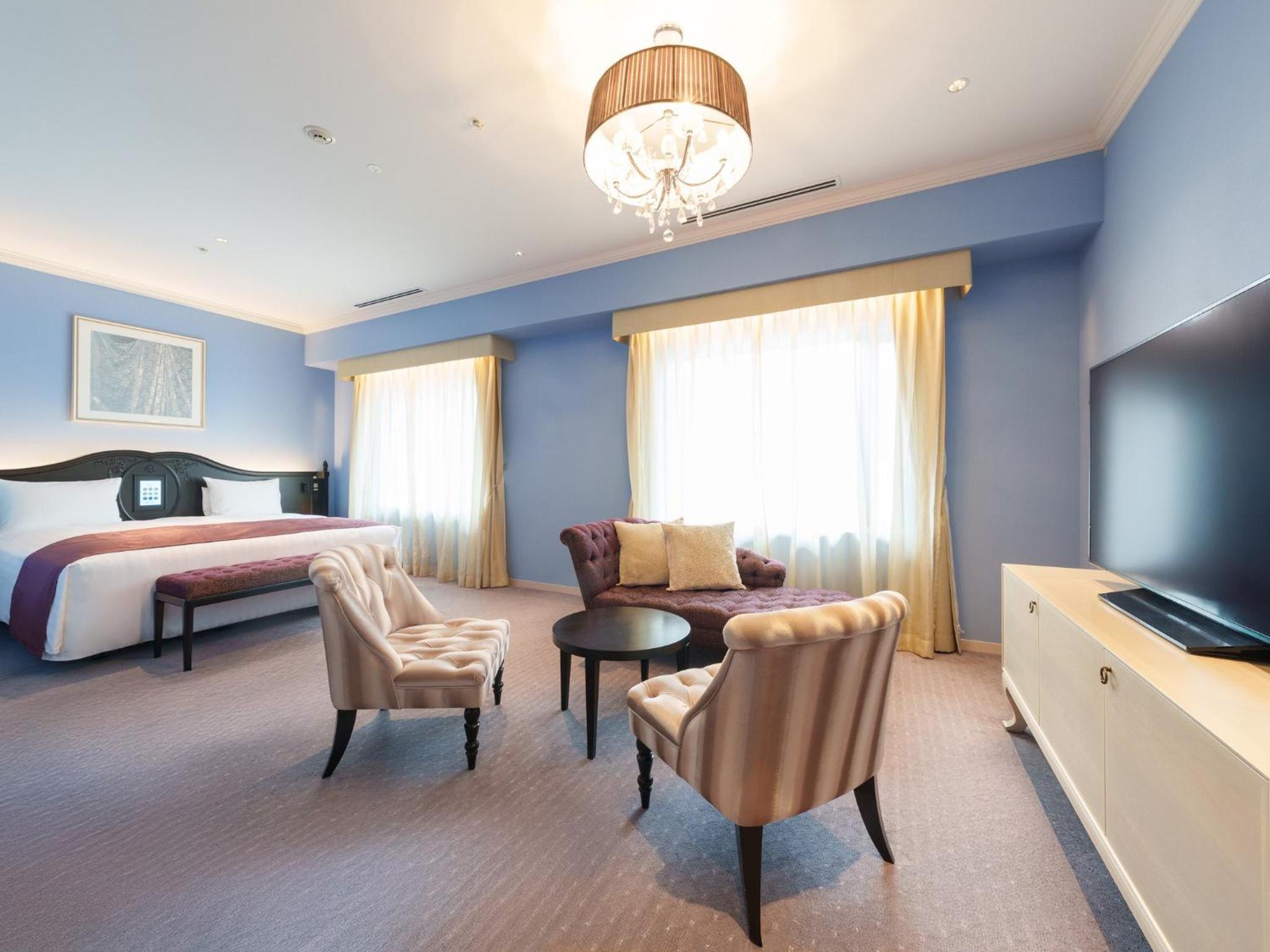 Luxury King Room with River View