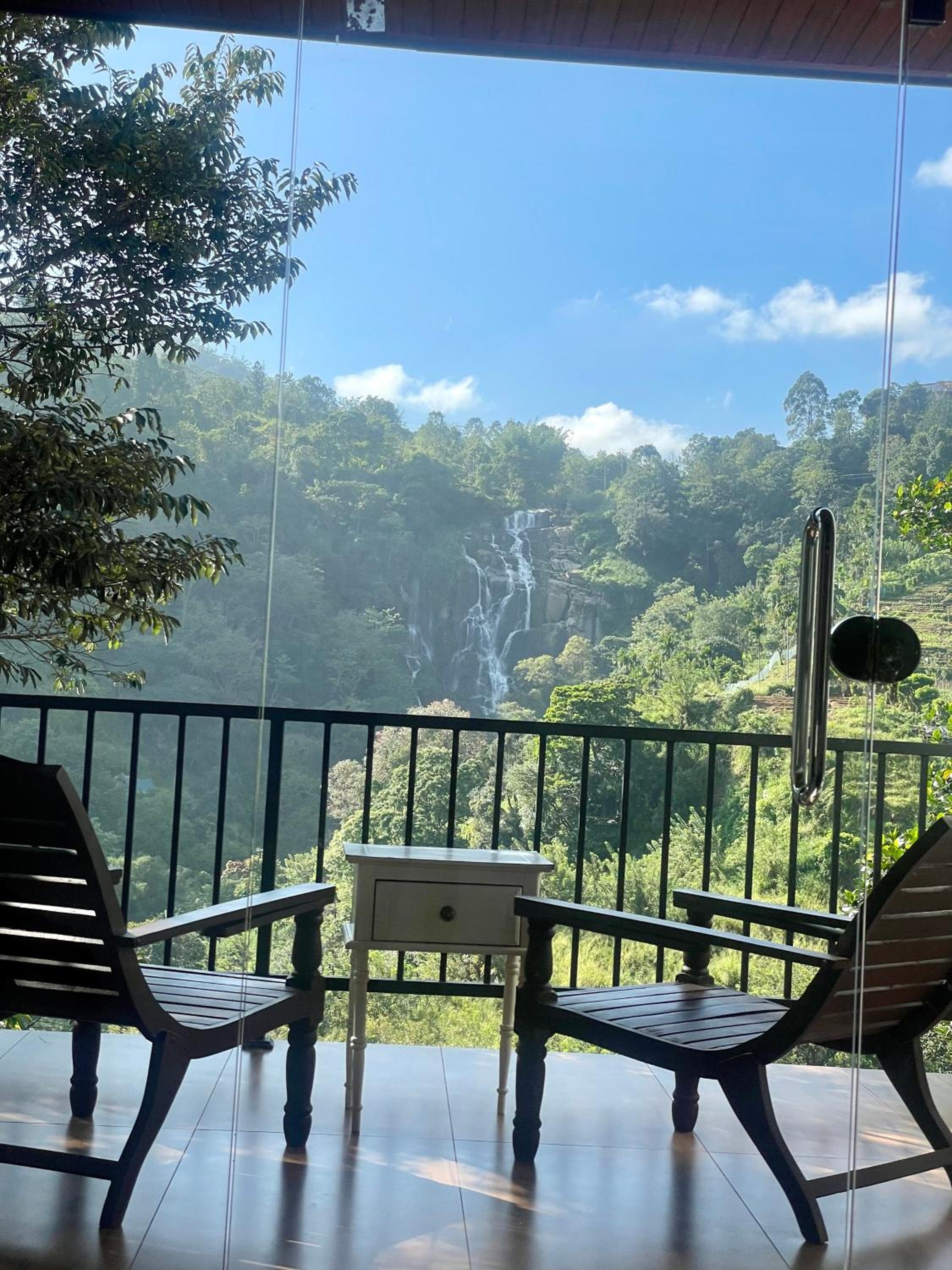 Deluxe Double Room with Balcony photo 1