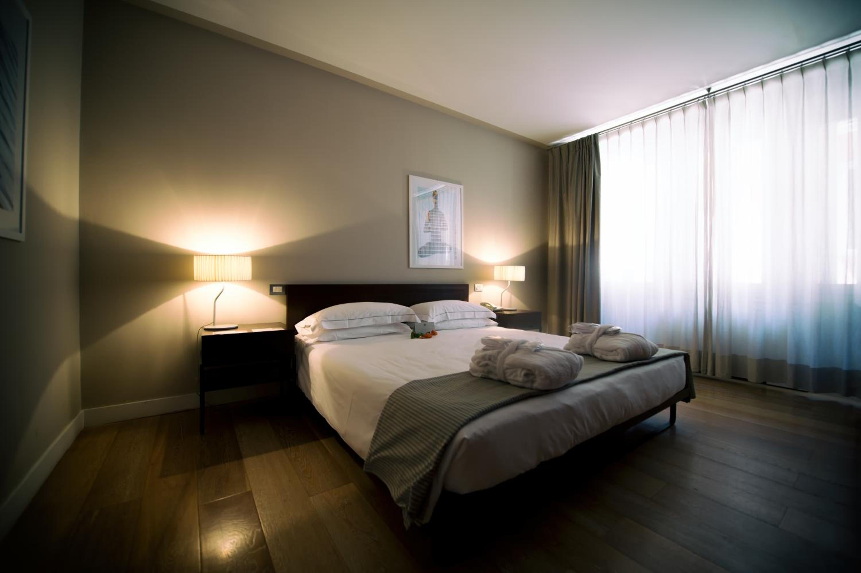 Deluxe Double Room - Photo 3