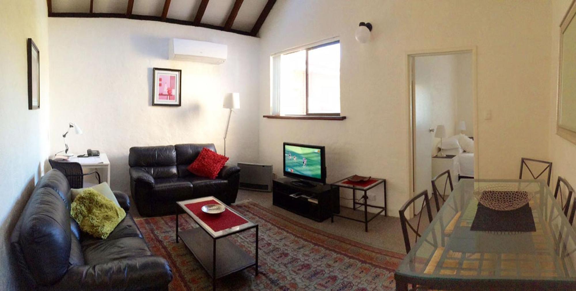 Two-Bedroom Apartment photo 3