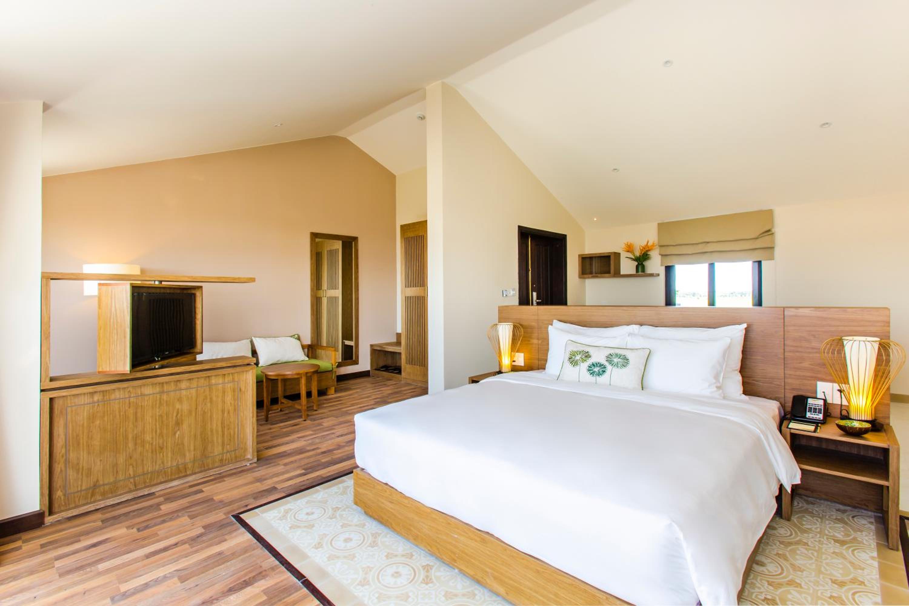 Suite with City View photo 3