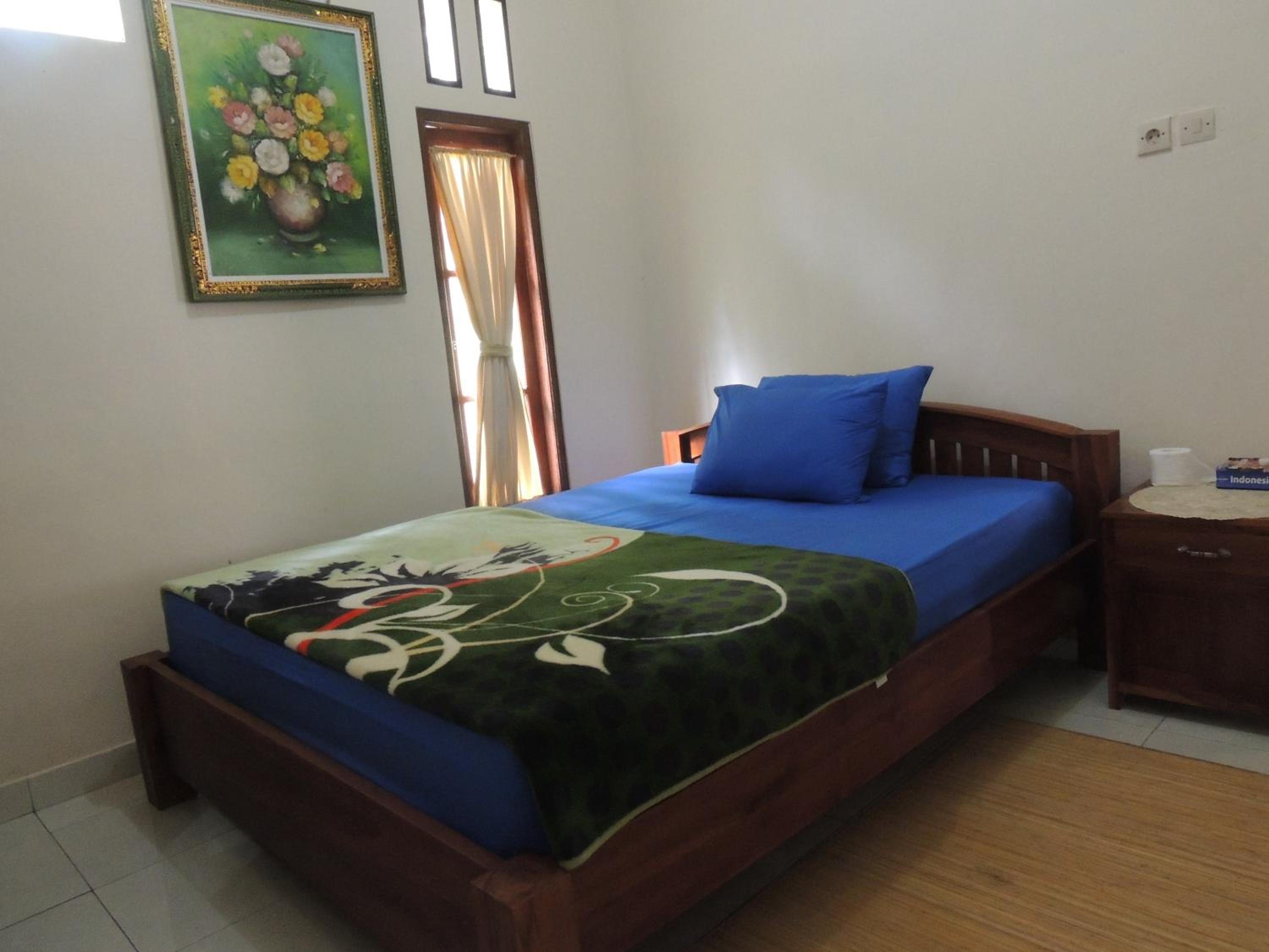 Family Room with Terrace - Photo 1