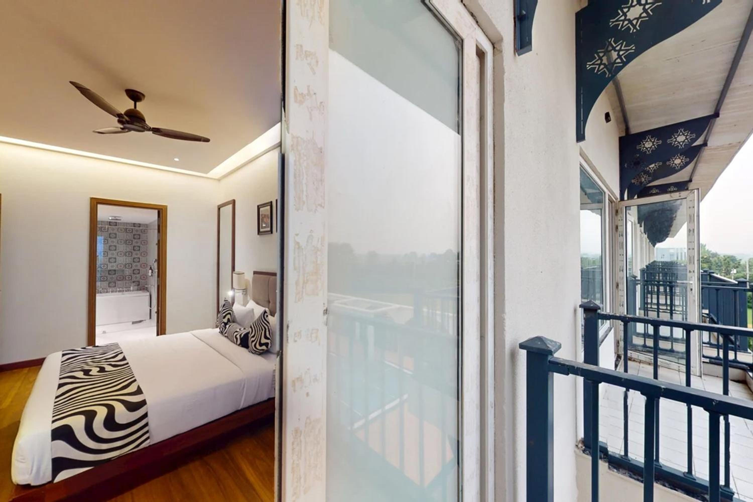 Superior Triple Room photo 3