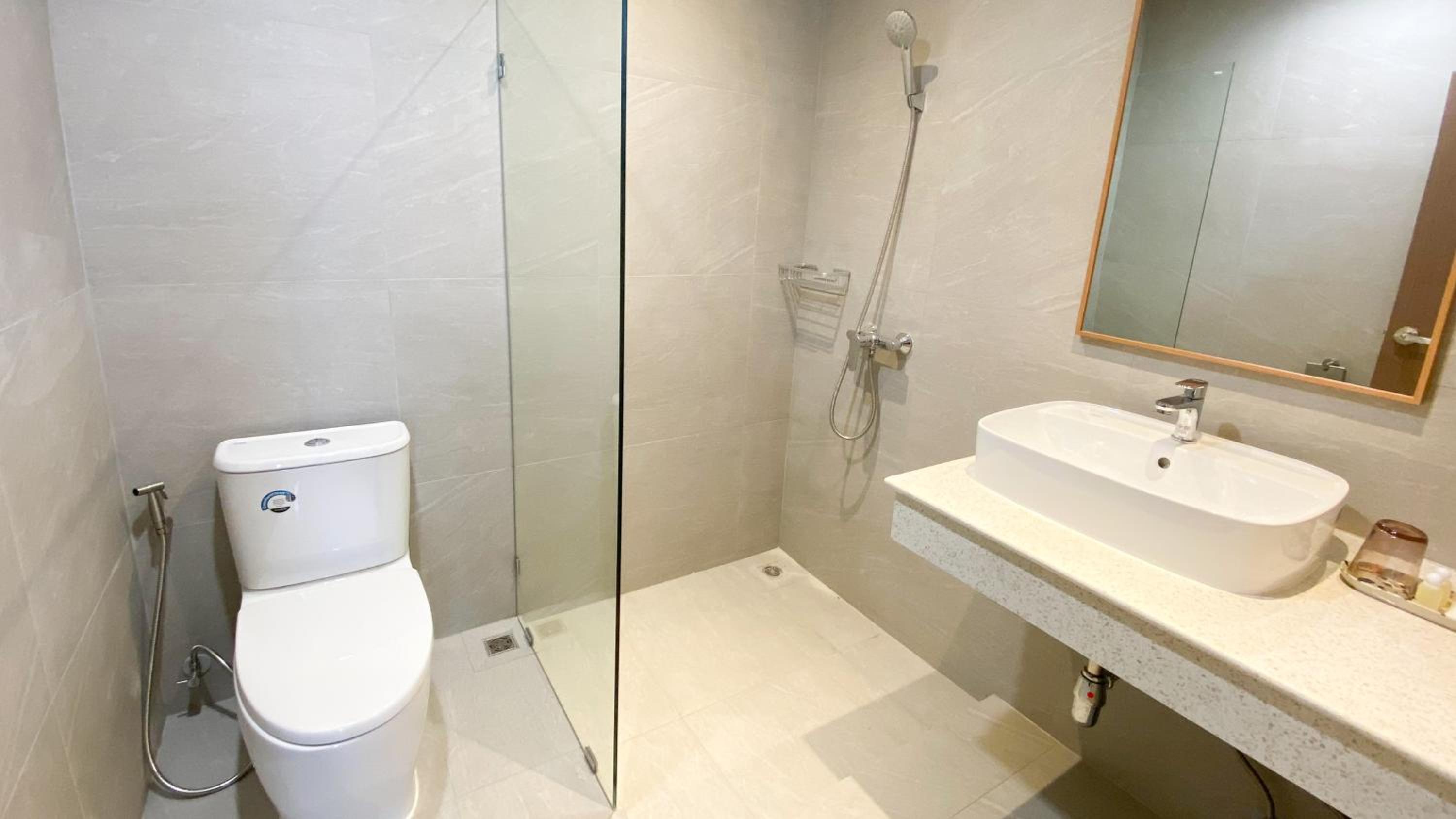 Deluxe Double Room - Photo 8